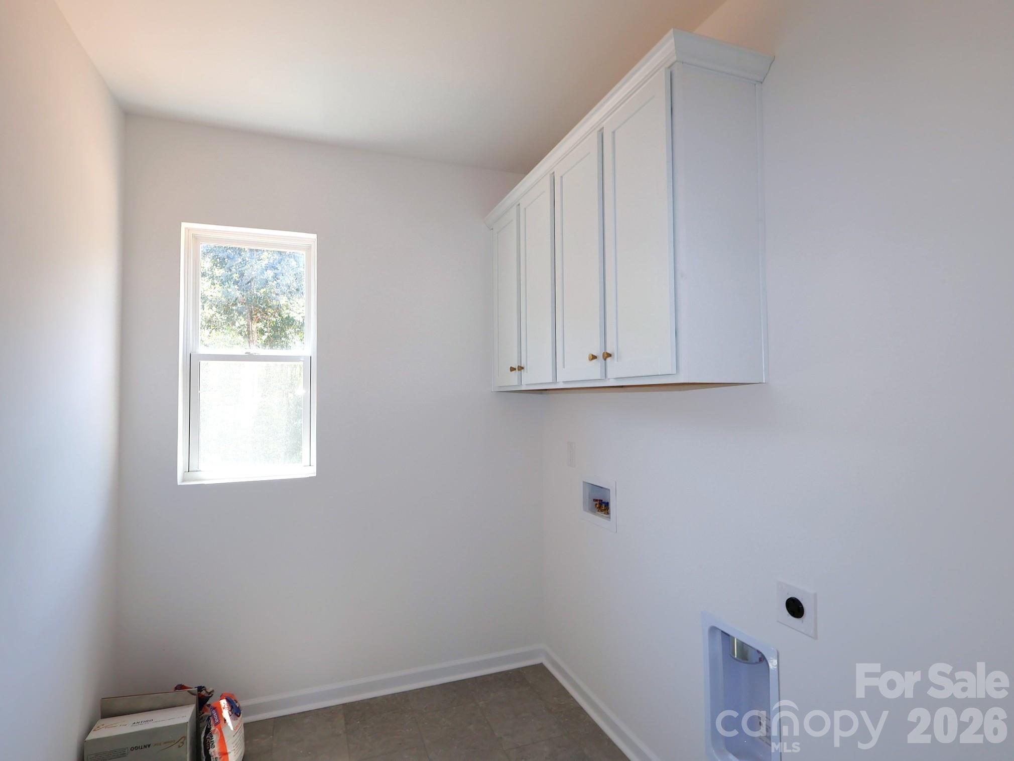 249 Amber Glen Drive Property Photo 11