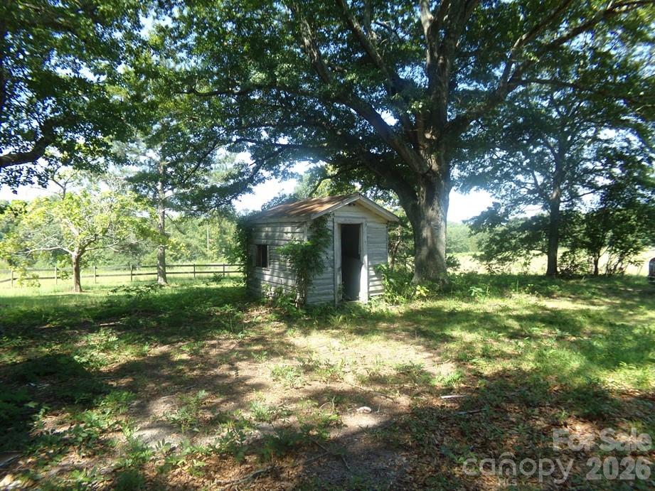 723 Lester Hicks Circle Property Photo 12
