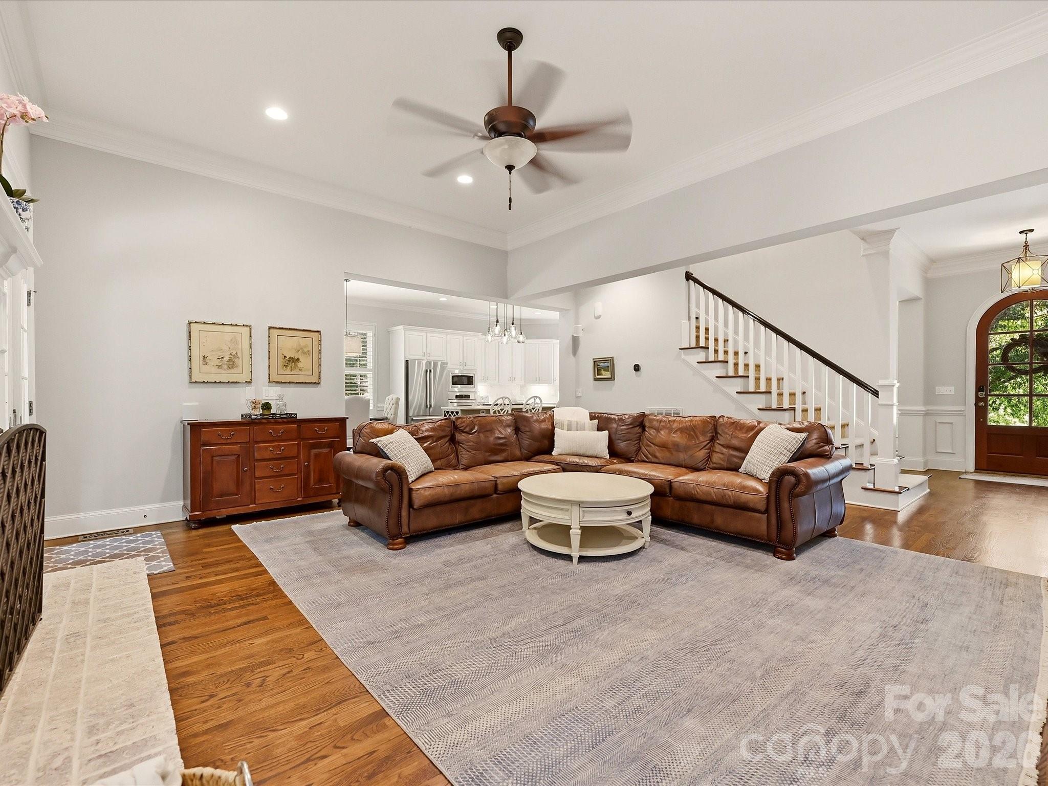 8902 Summer Club Road Property Photo 12
