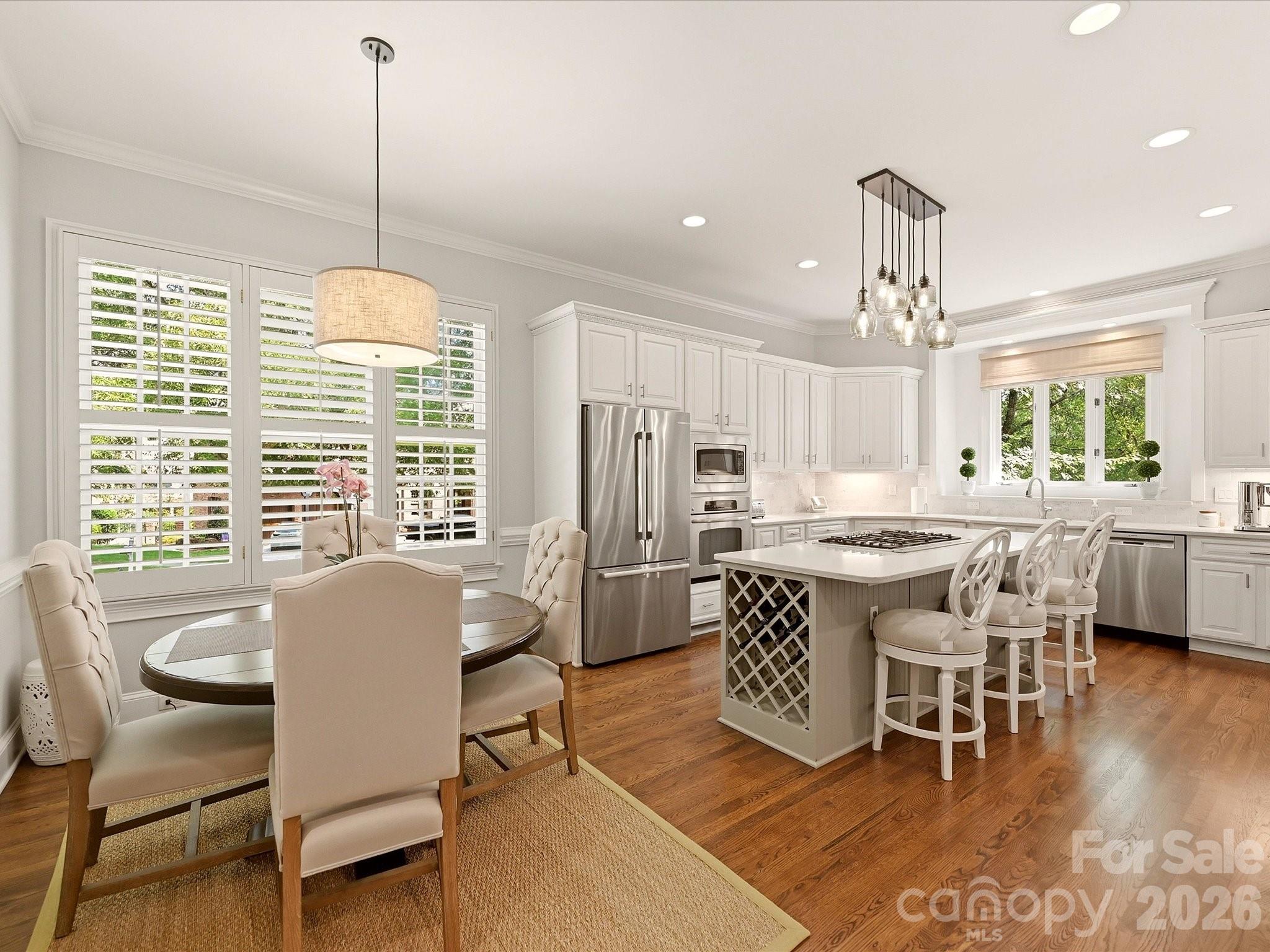 8902 Summer Club Road Property Photo 14