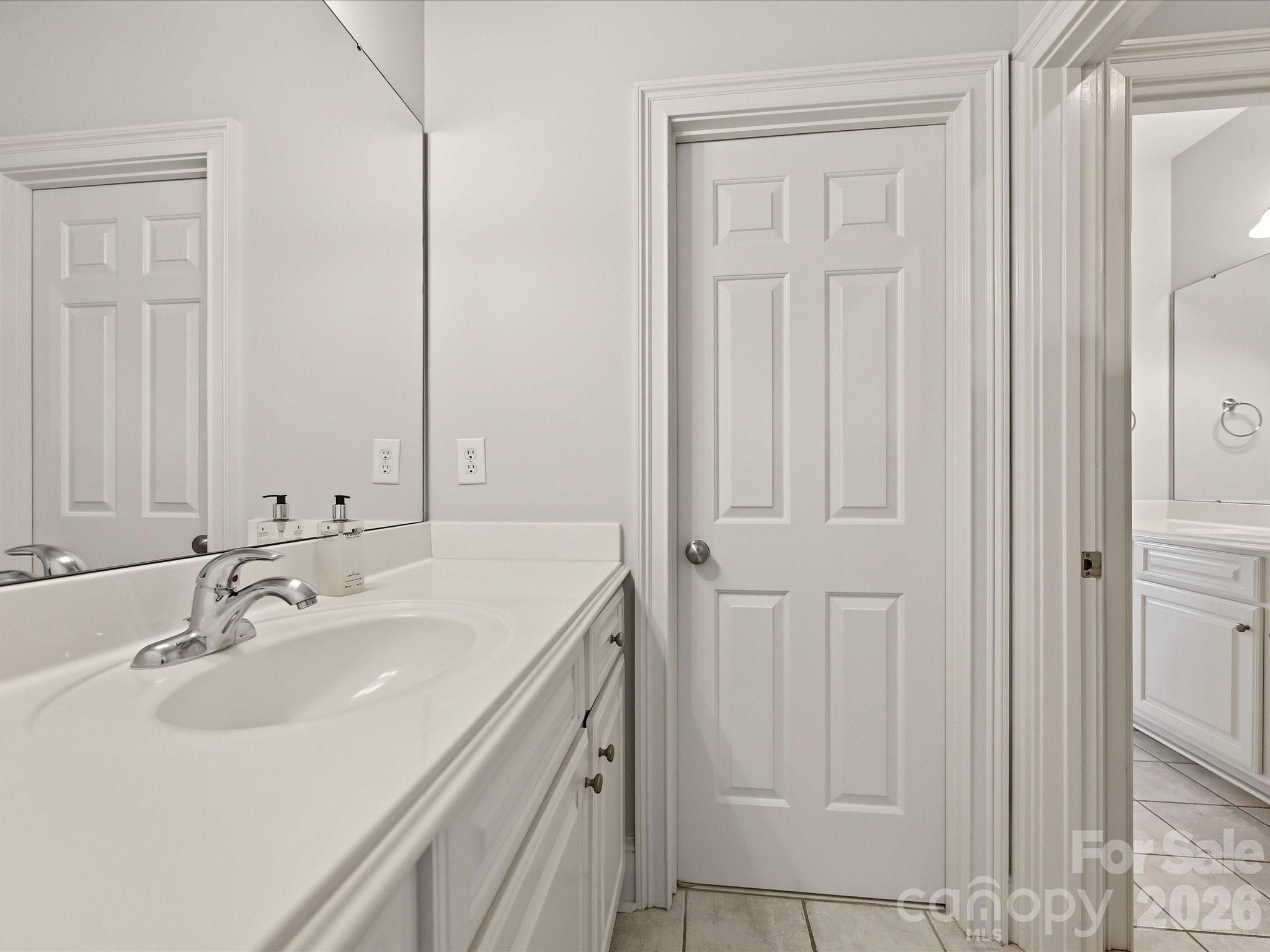 8902 Summer Club Road Property Photo 33