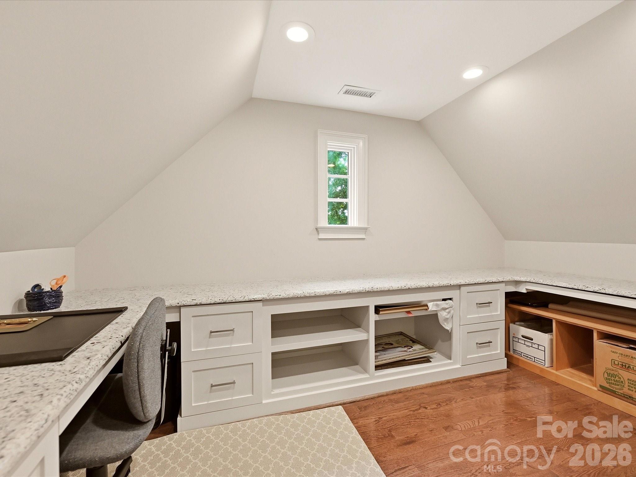8902 Summer Club Road Property Photo 36