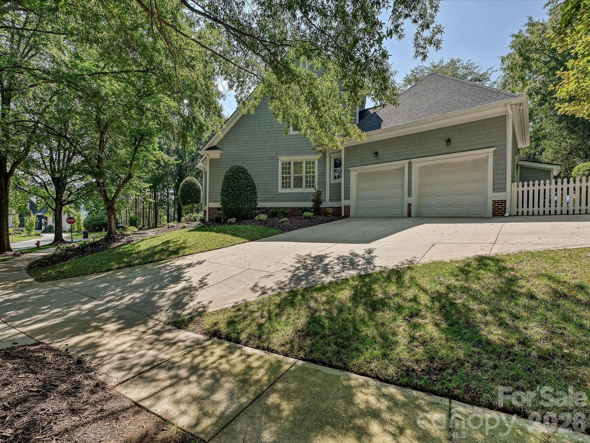 8902 Summer Club Road Property Photo 46