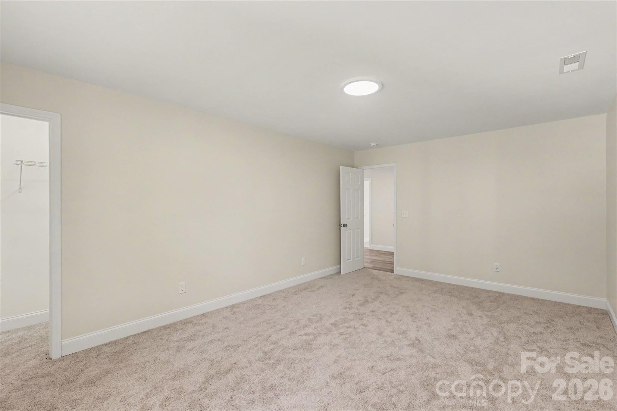 2005 Overhill Drive Property Photo 16