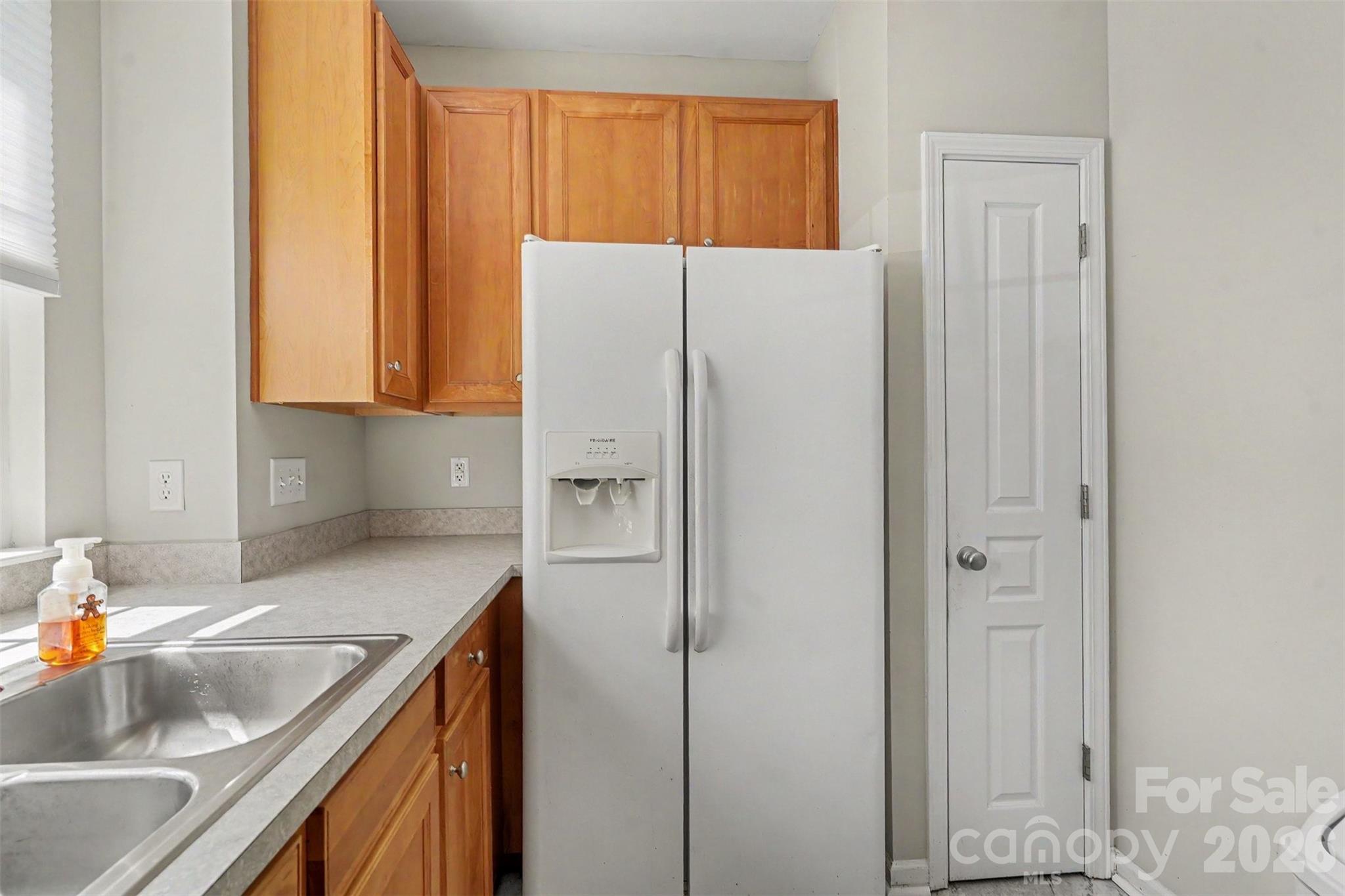 1148 Drummond Lane Property Photo 11