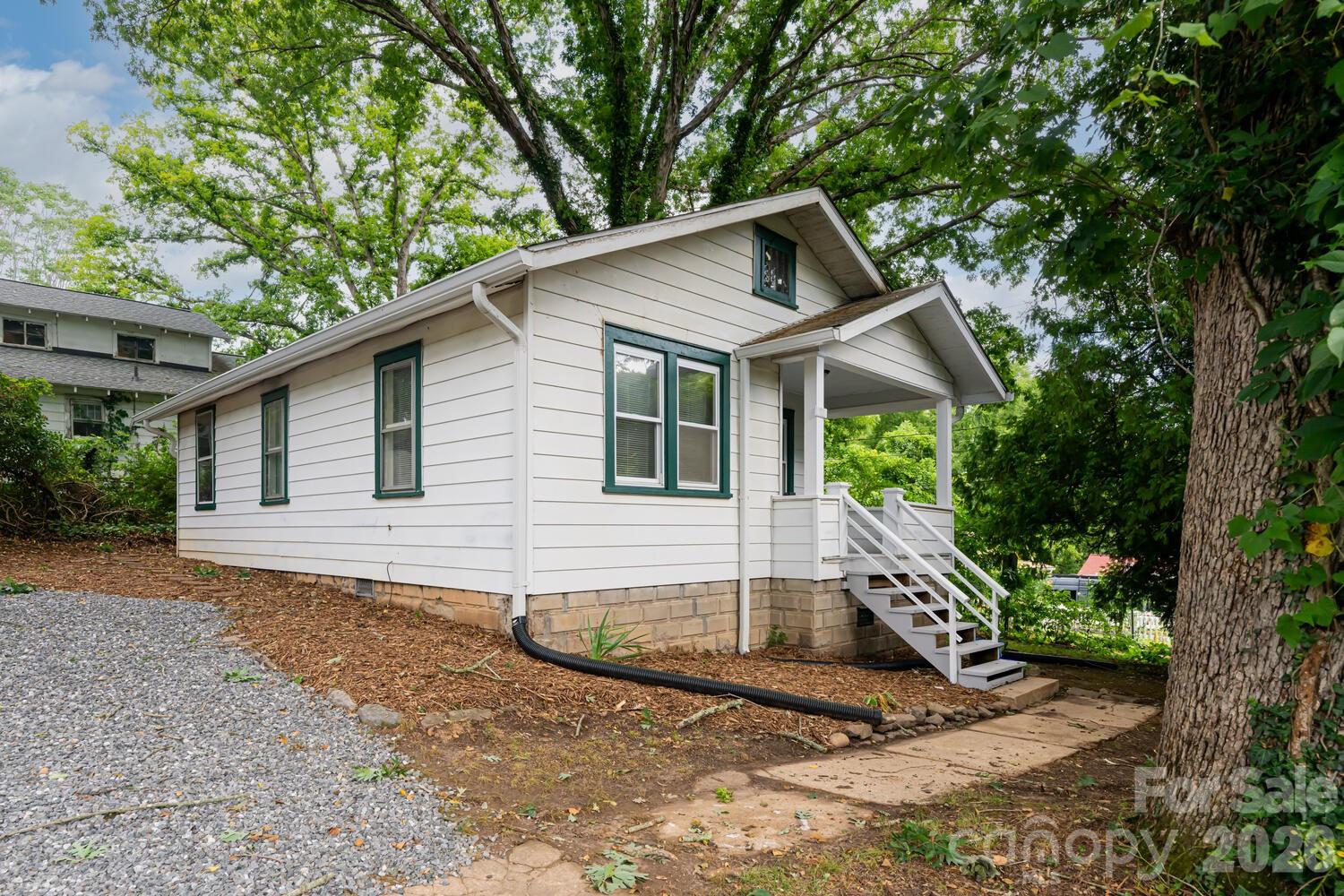 26 First Street Property Photo 1