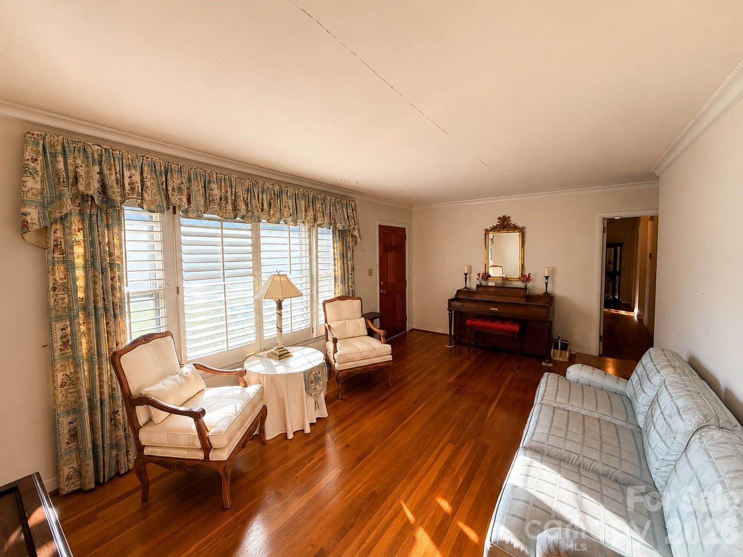 6124 Donna Drive Property Photo 10