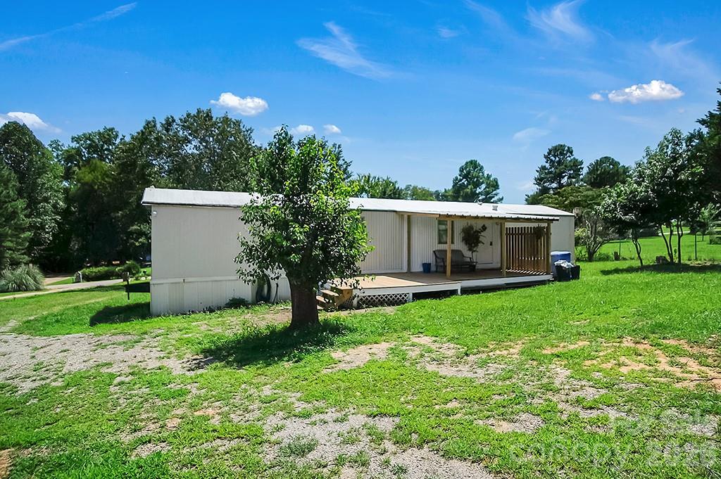 6584 Deerwood Trail Property Photo 4