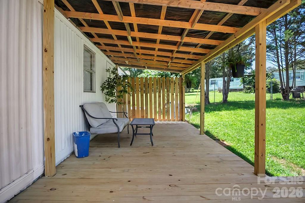 6584 Deerwood Trail Property Photo 8