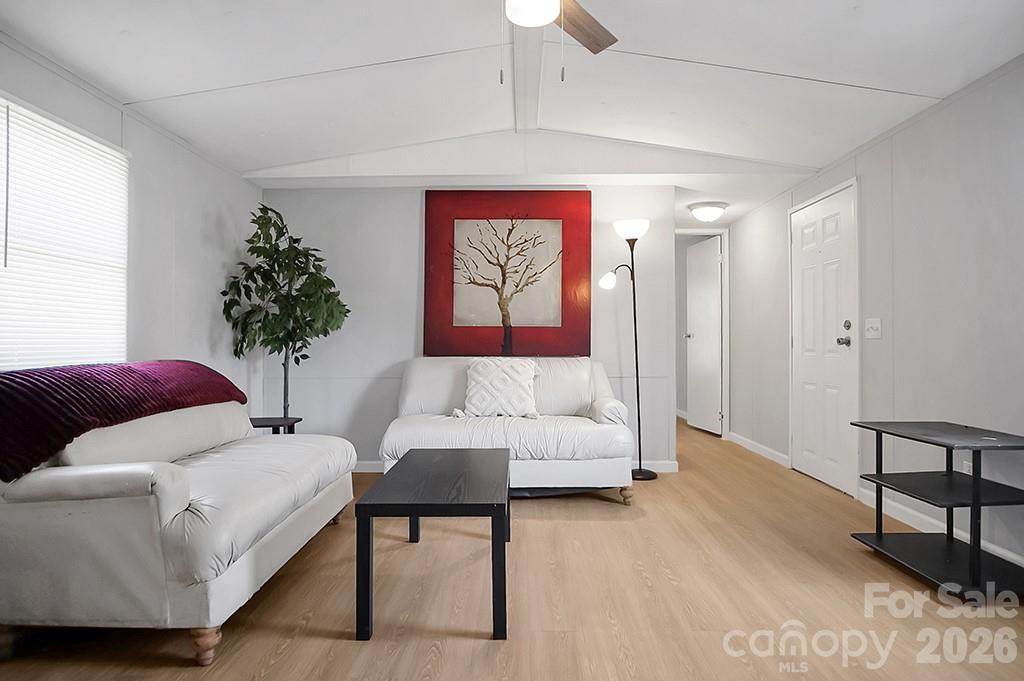 6584 Deerwood Trail Property Photo 11
