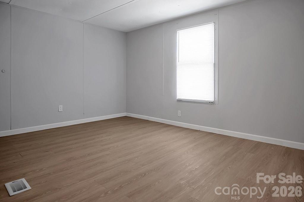 6584 Deerwood Trail Property Photo 23