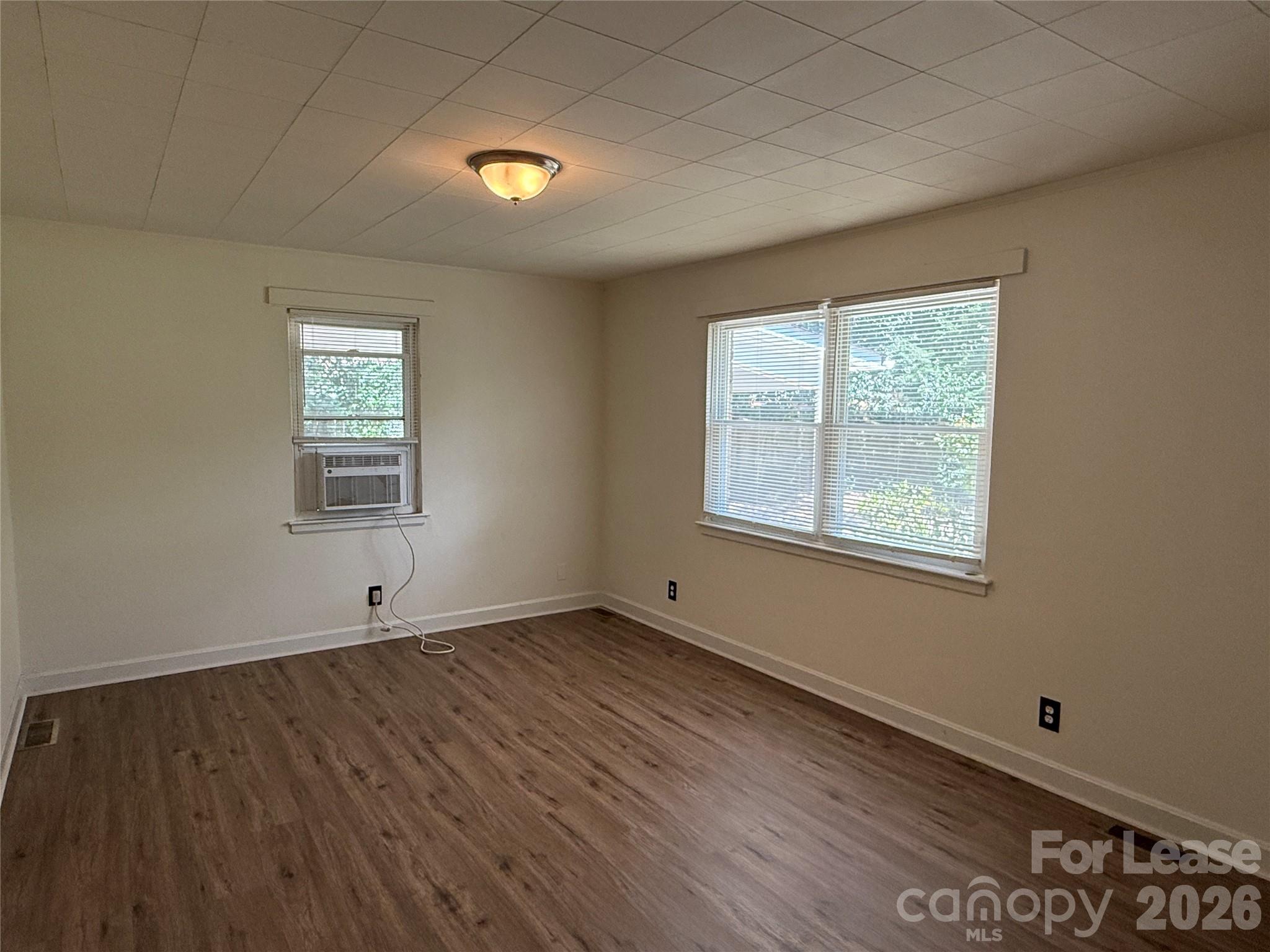 6009 Monteith Drive Property Photo 3