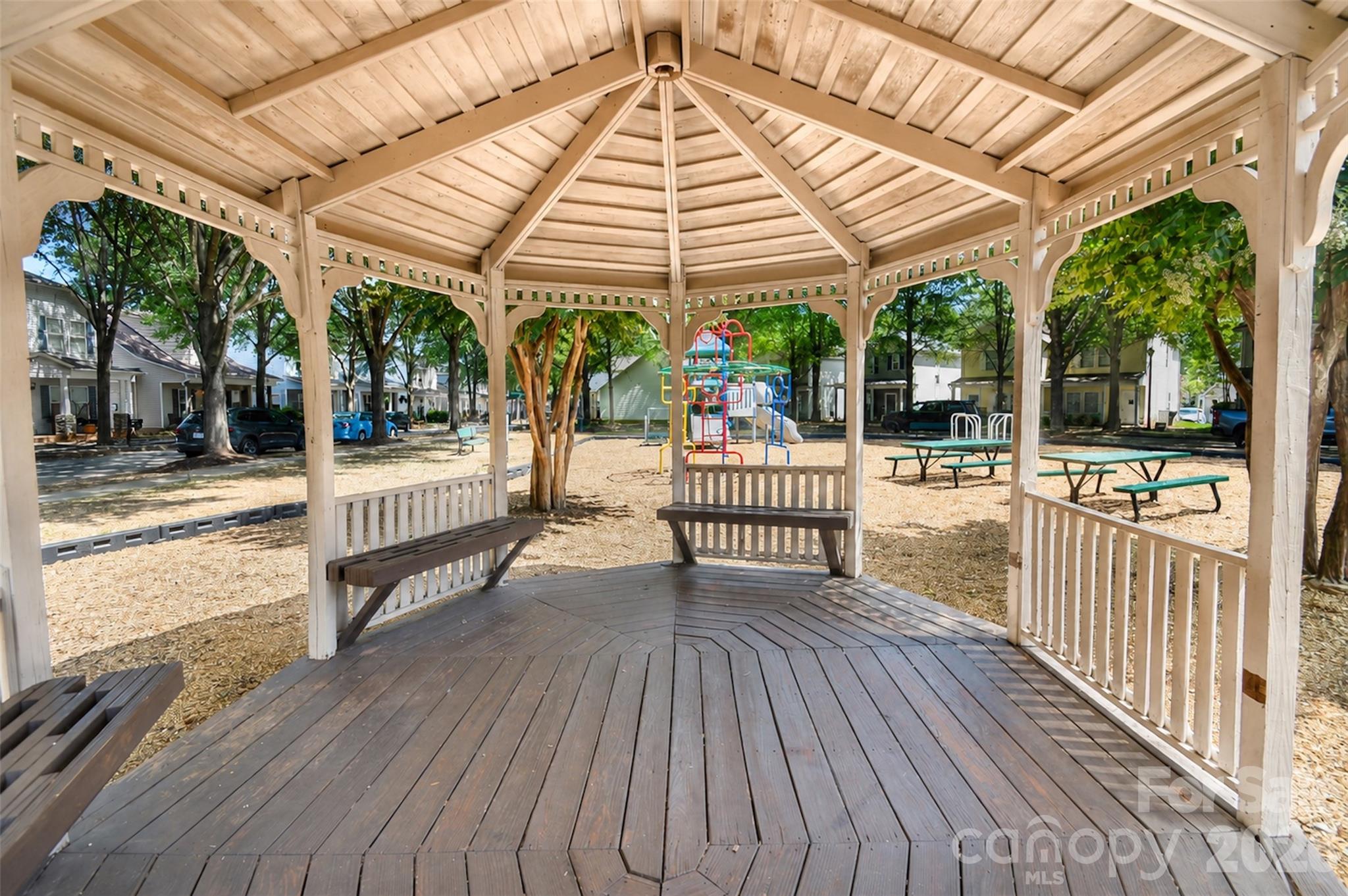 13039 Windy Lea Lane Property Photo 32