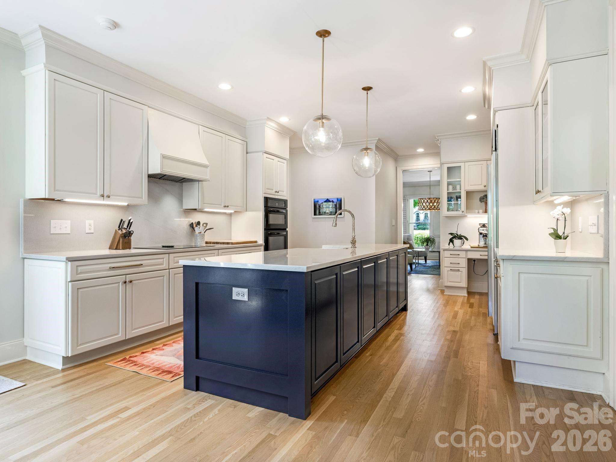 5216 Sunningdale Drive Property Photo 10