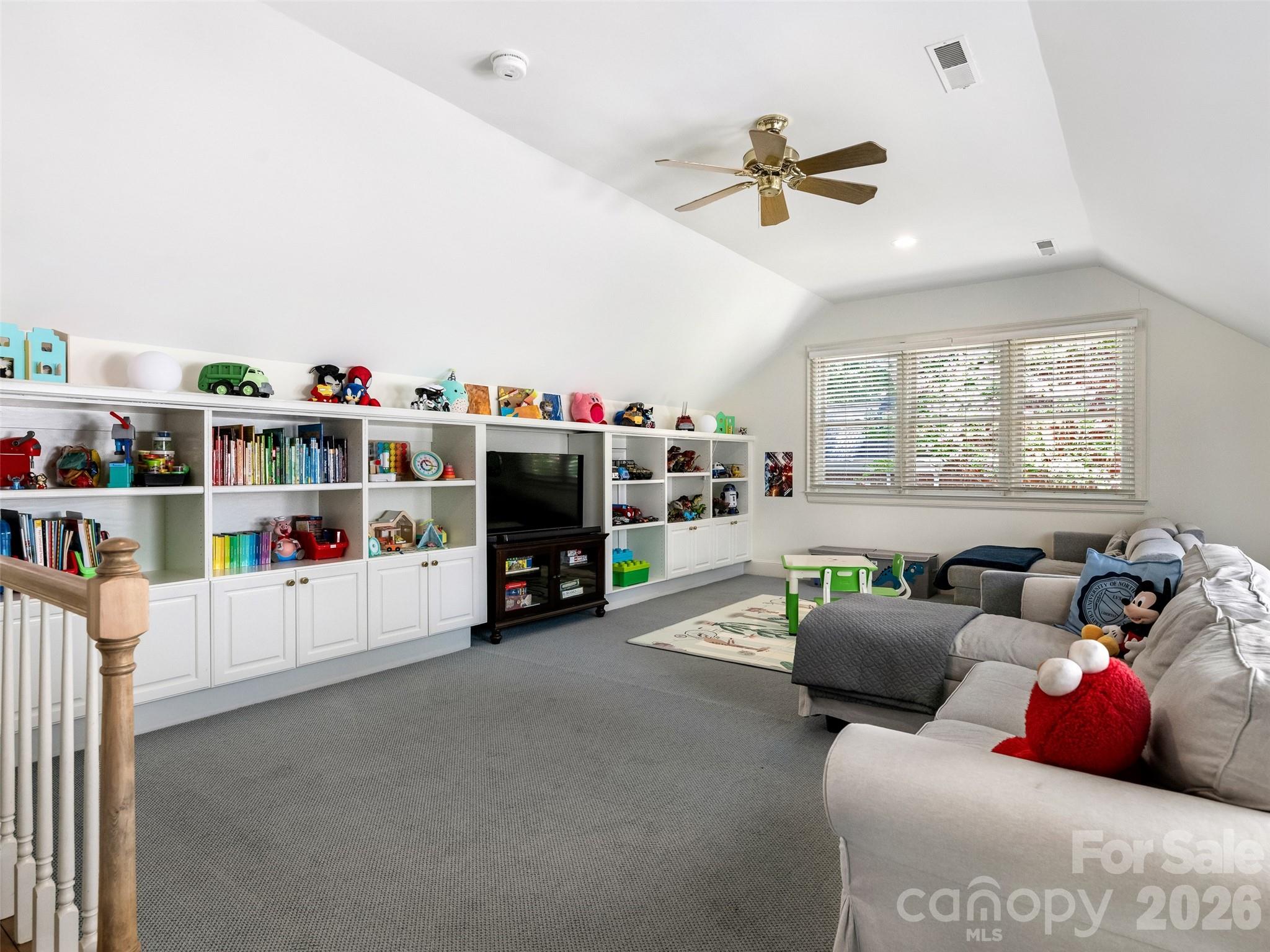 5216 Sunningdale Drive Property Photo 19
