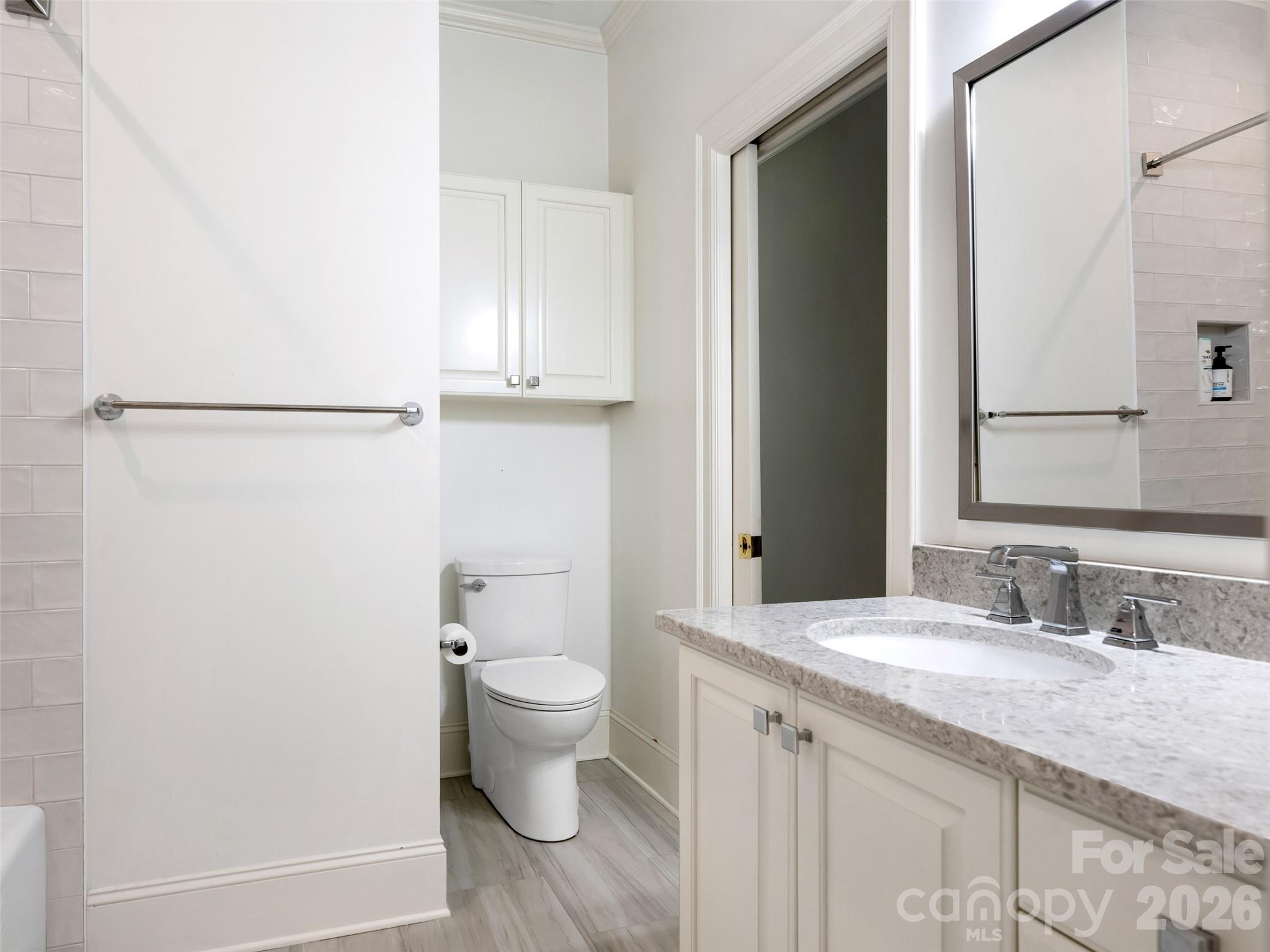 5216 Sunningdale Drive Property Photo 32