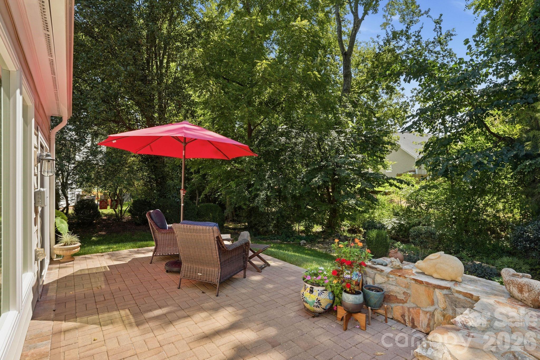 12102 Humboldt Drive Property Photo 3