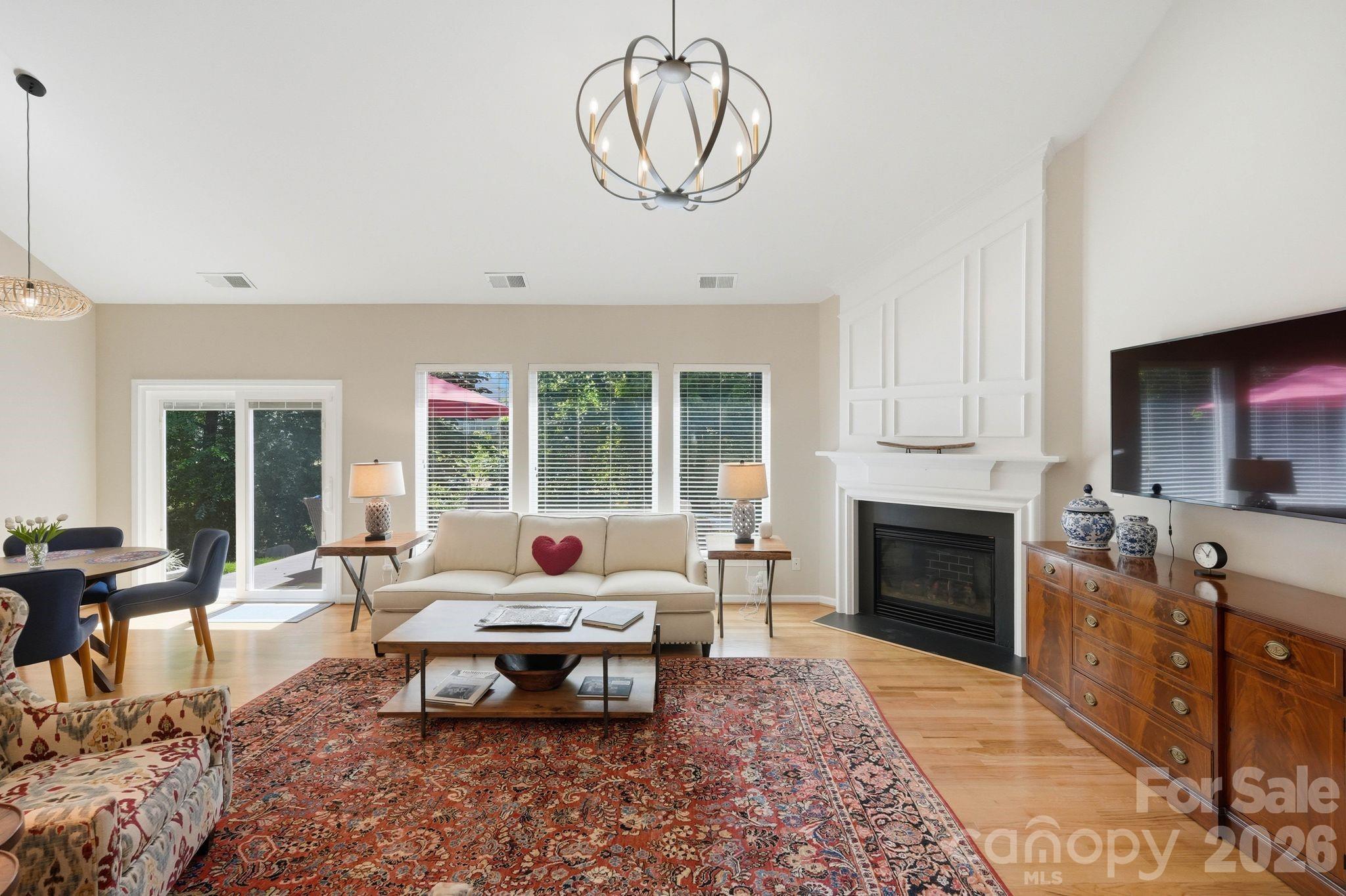 12102 Humboldt Drive Property Photo 7