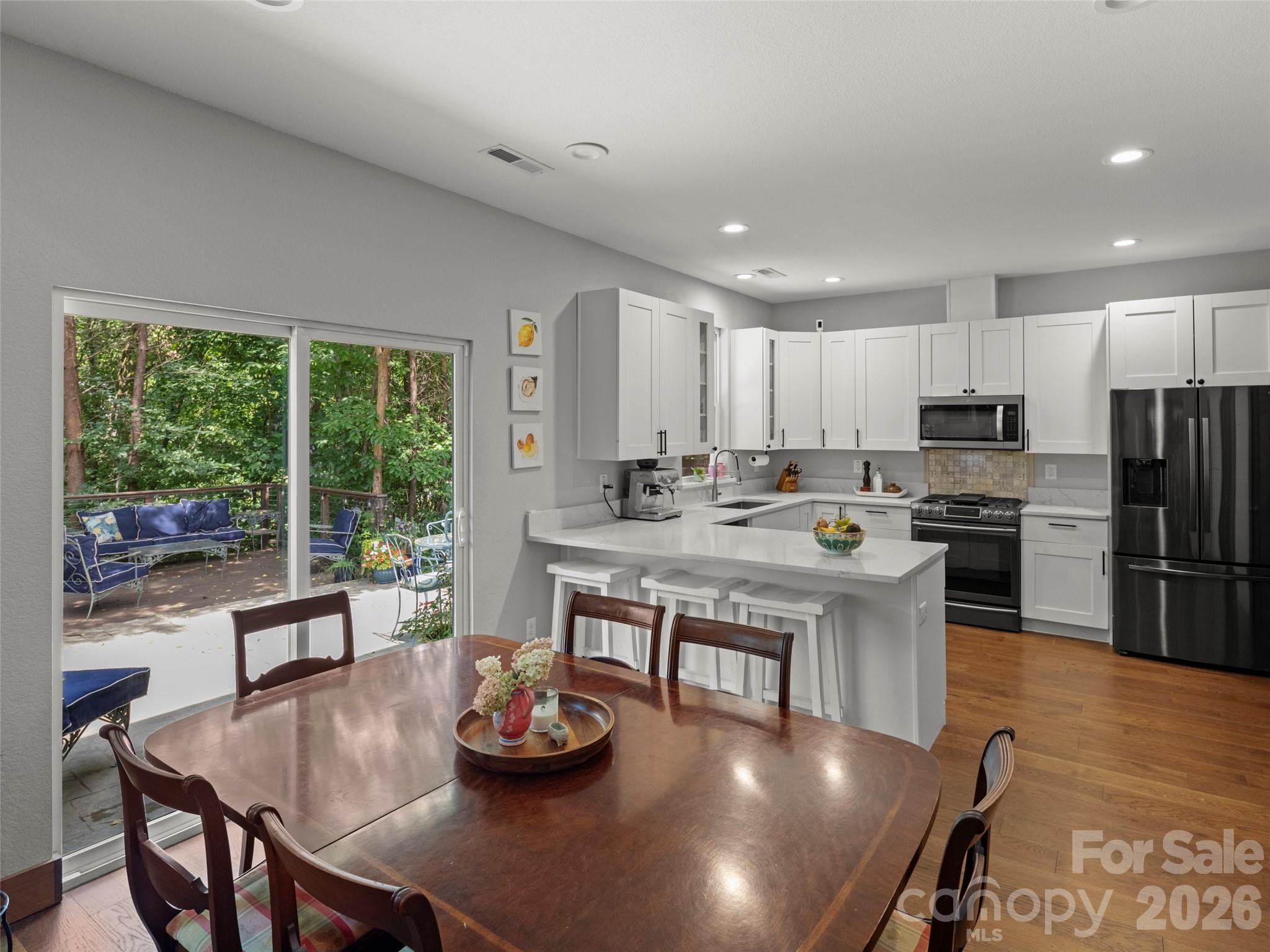 60 River Walk Drive Property Photo 6