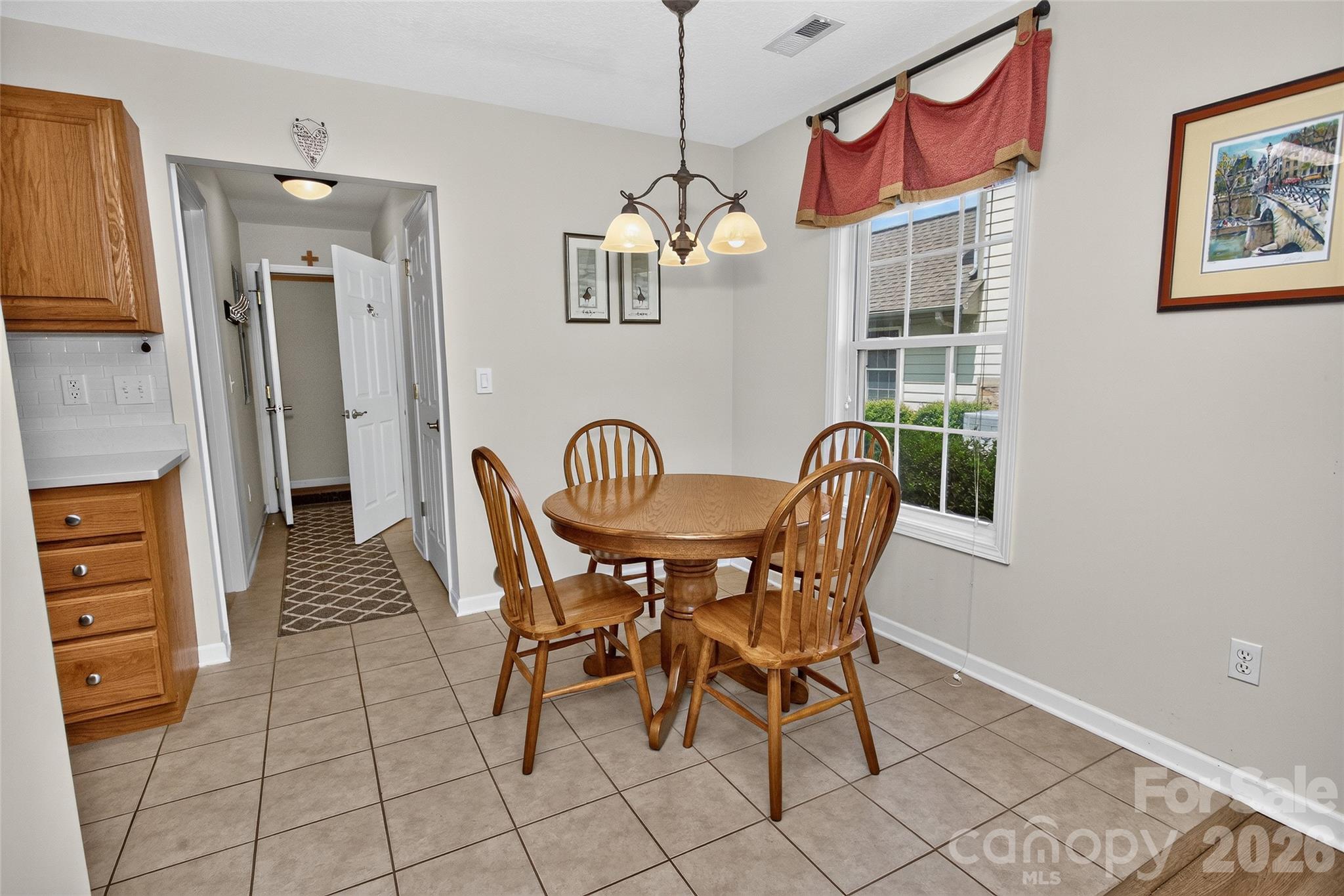 14 Rotunda Circle Property Photo 16