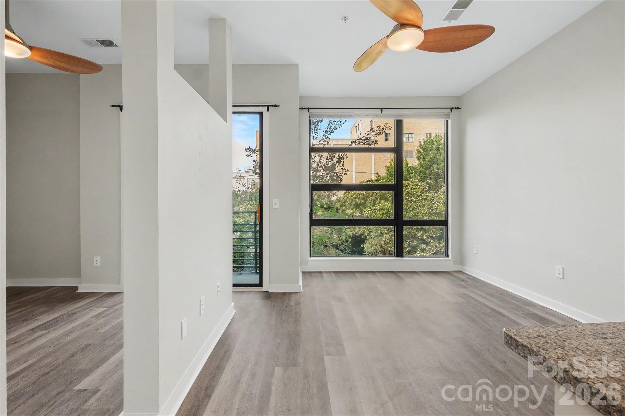 525 E 6th Street 201 Property Photo 7