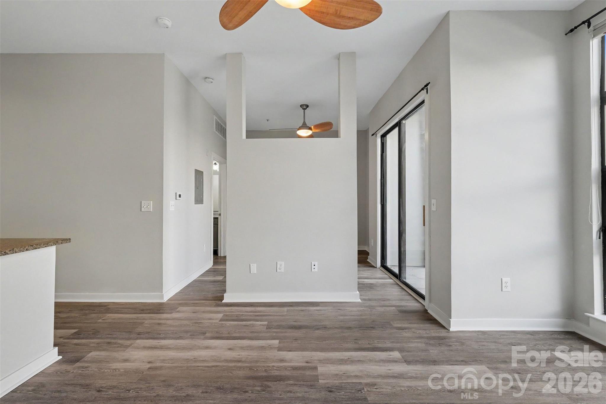 525 E 6th Street 201 Property Photo 9
