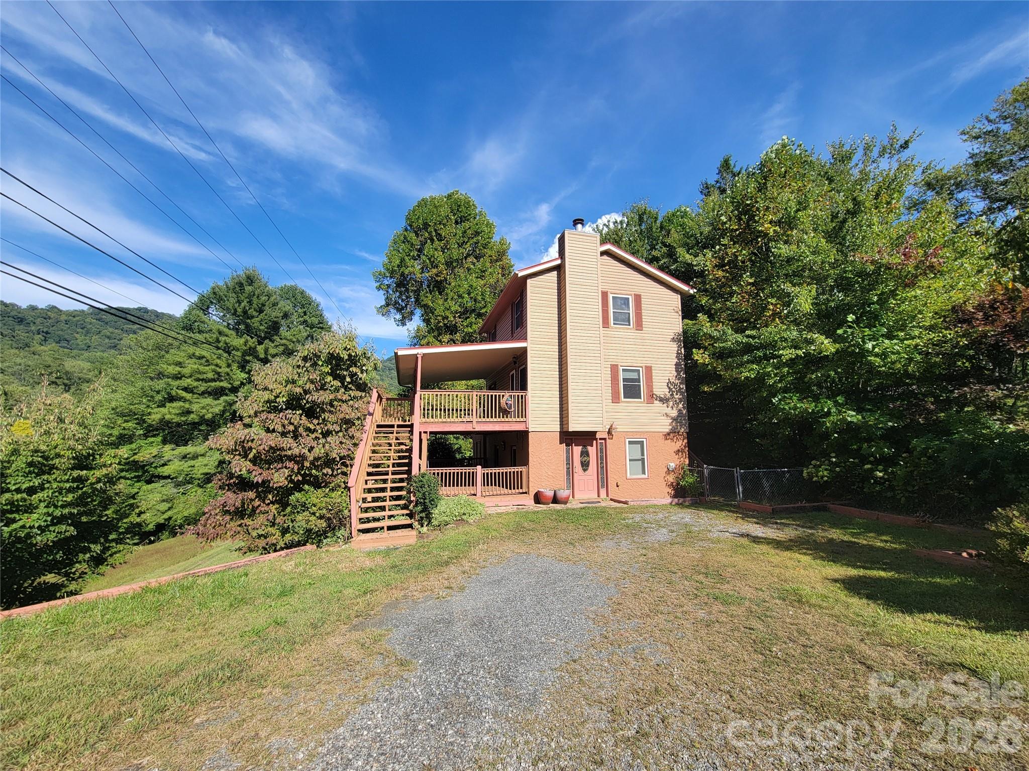 507 Utah Mountain Road Property Photo 2