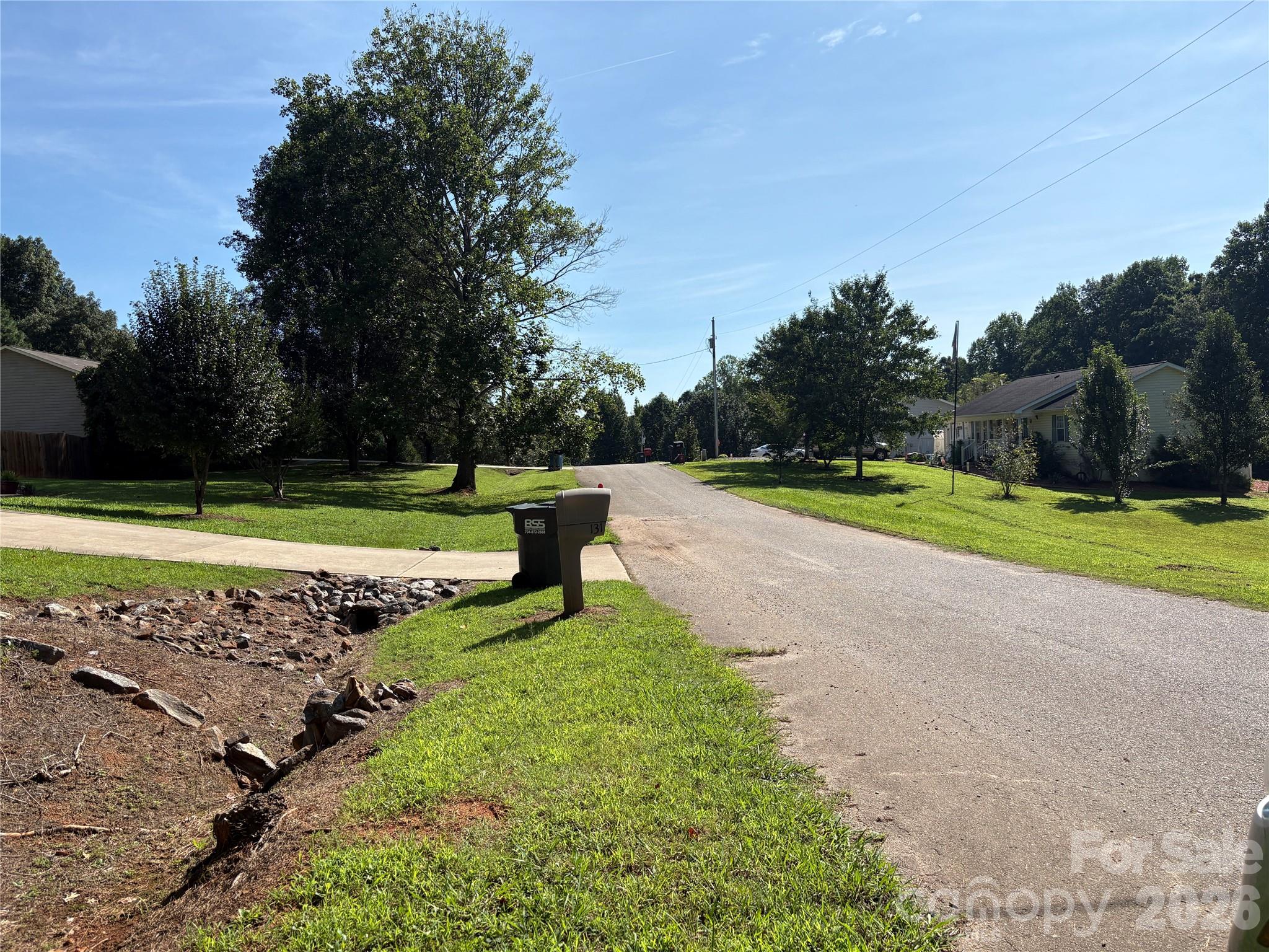 127 S Yadkin River Road Property Photo 4
