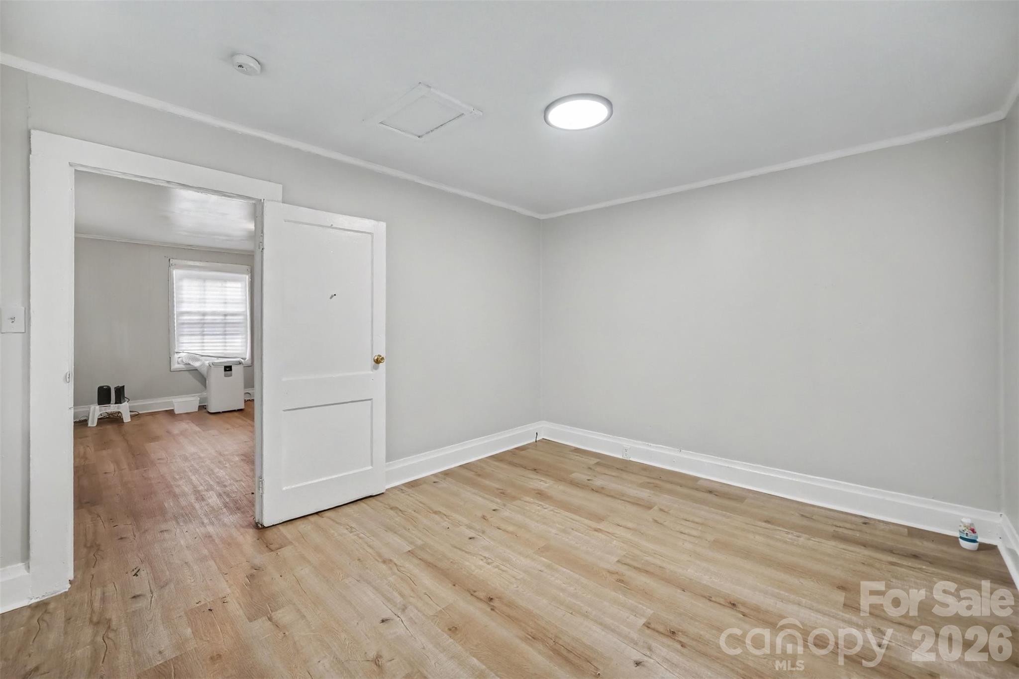1909 Marshall Avenue Property Photo 9
