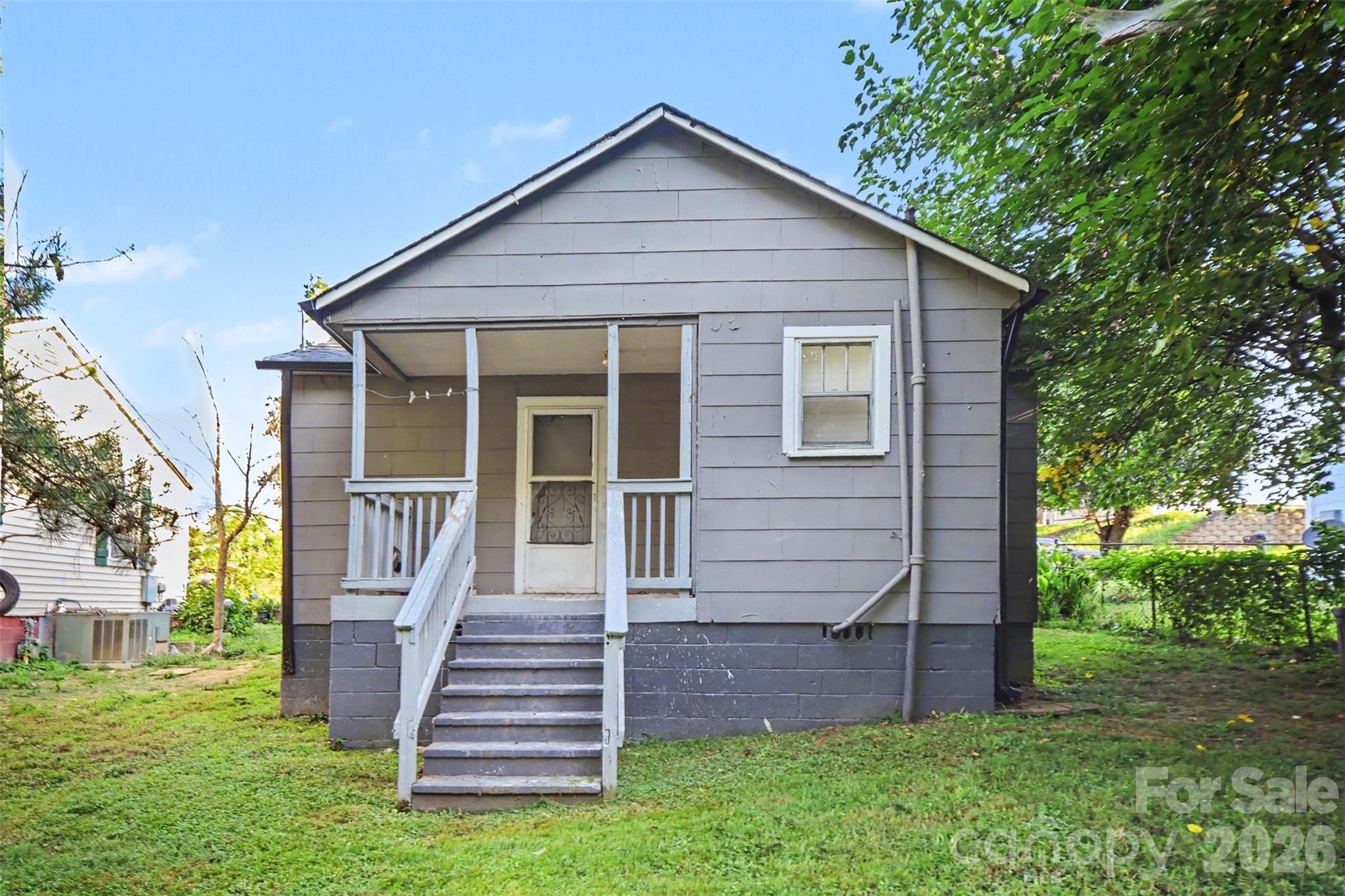 1909 Marshall Avenue Property Photo 18