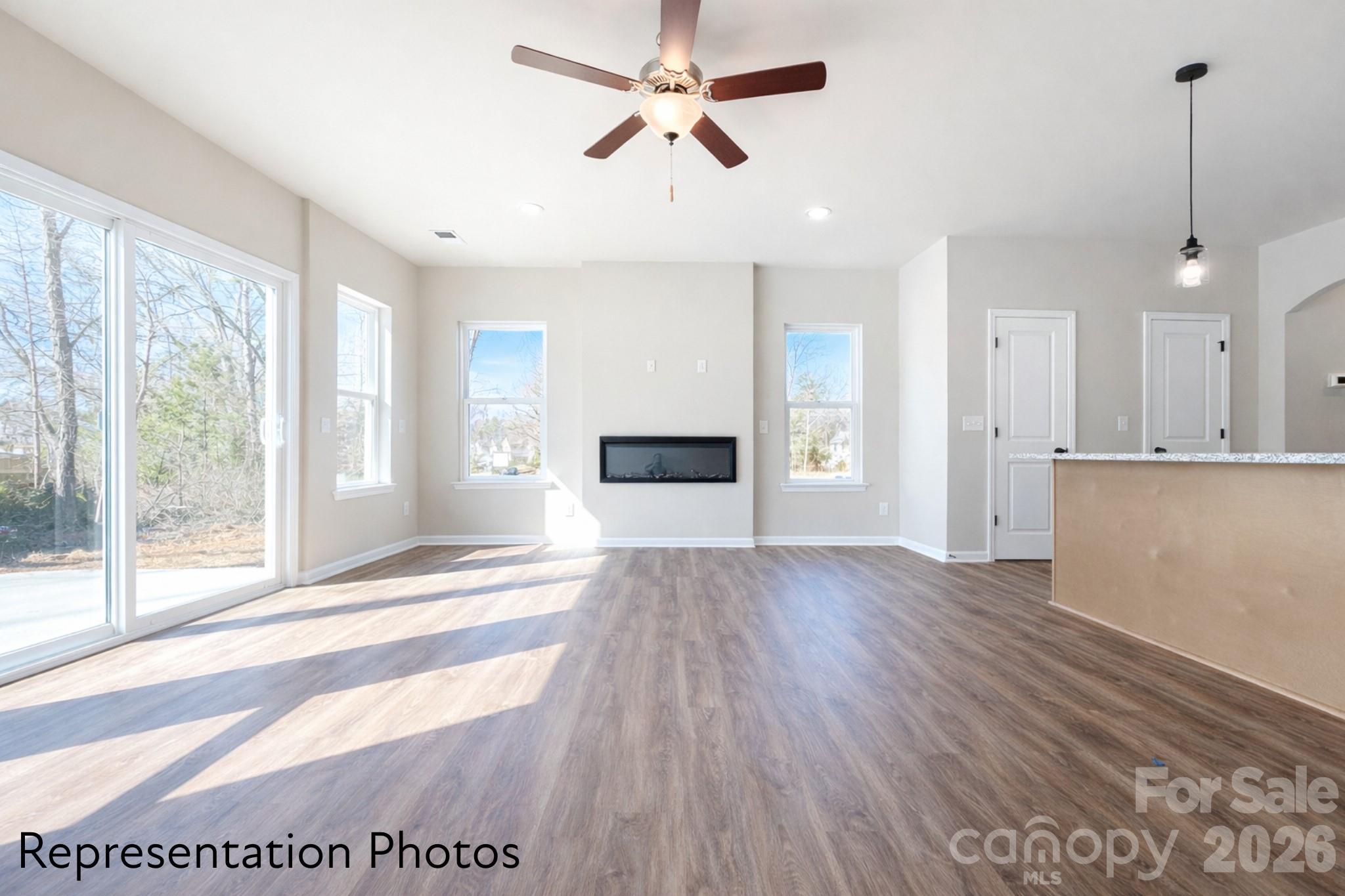 5913 Wallace Avenue Property Photo 6