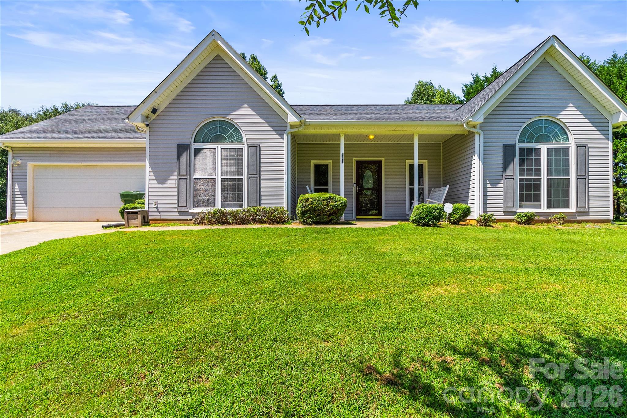 413 Summer Ridge Road Property Photo 1