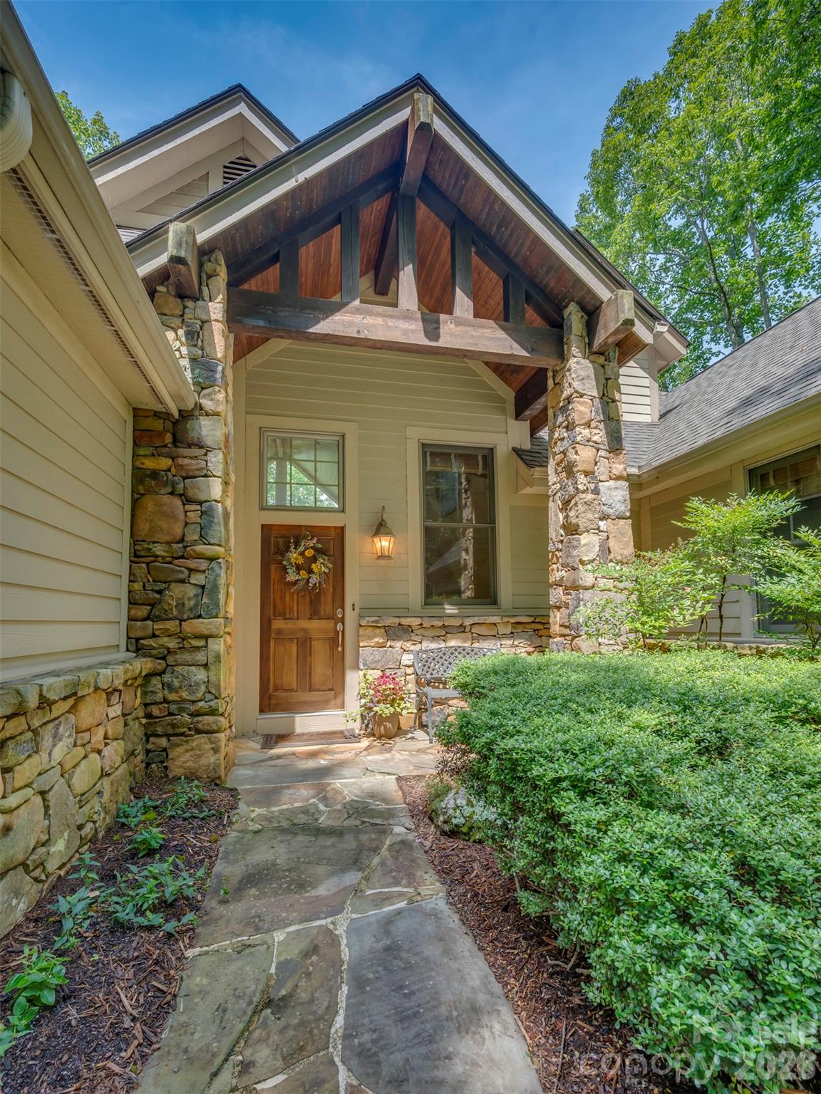 75 Old Hickory Trail Property Photo 3