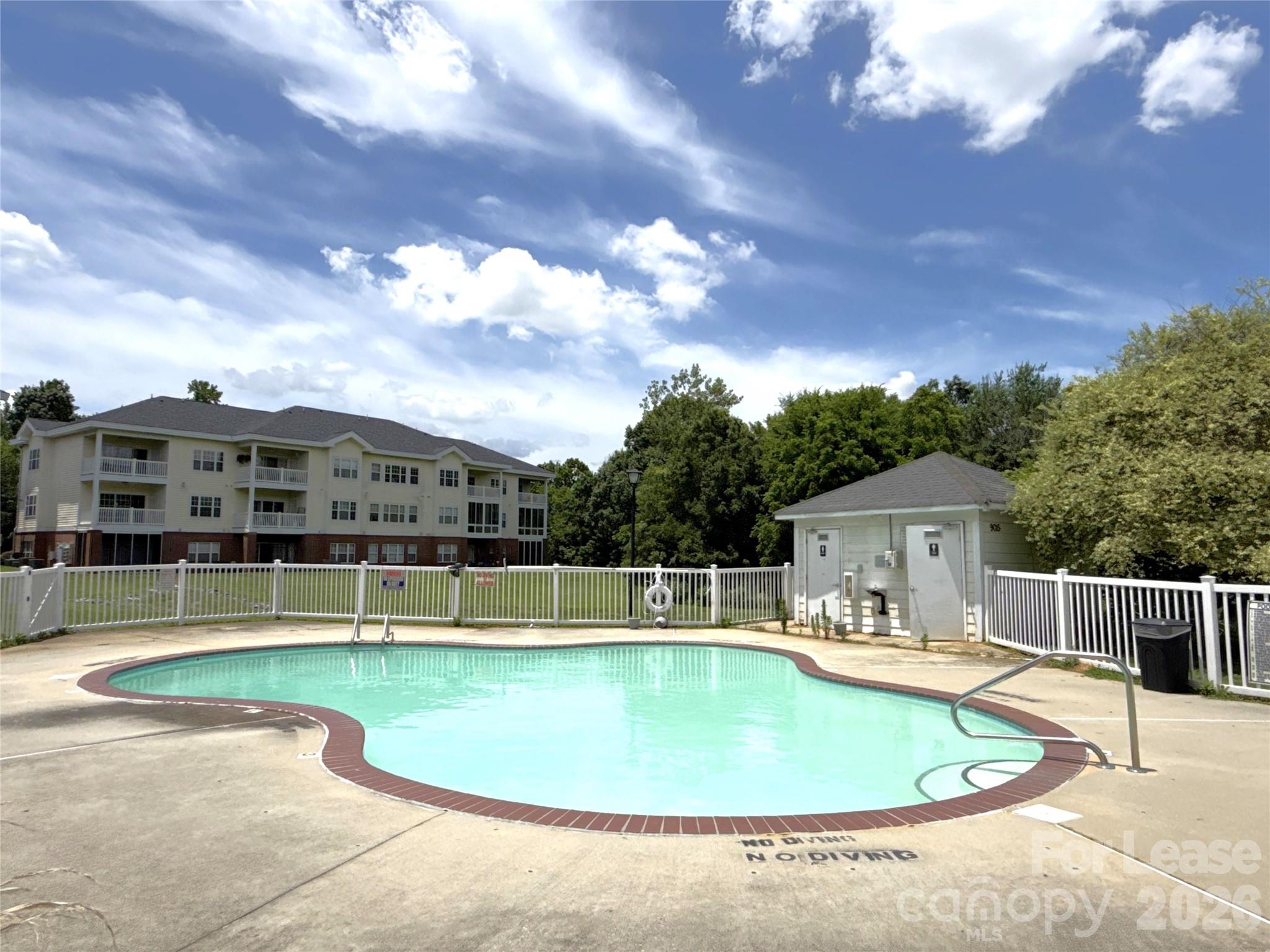 9113 Meadow Vista Road Property Photo 14