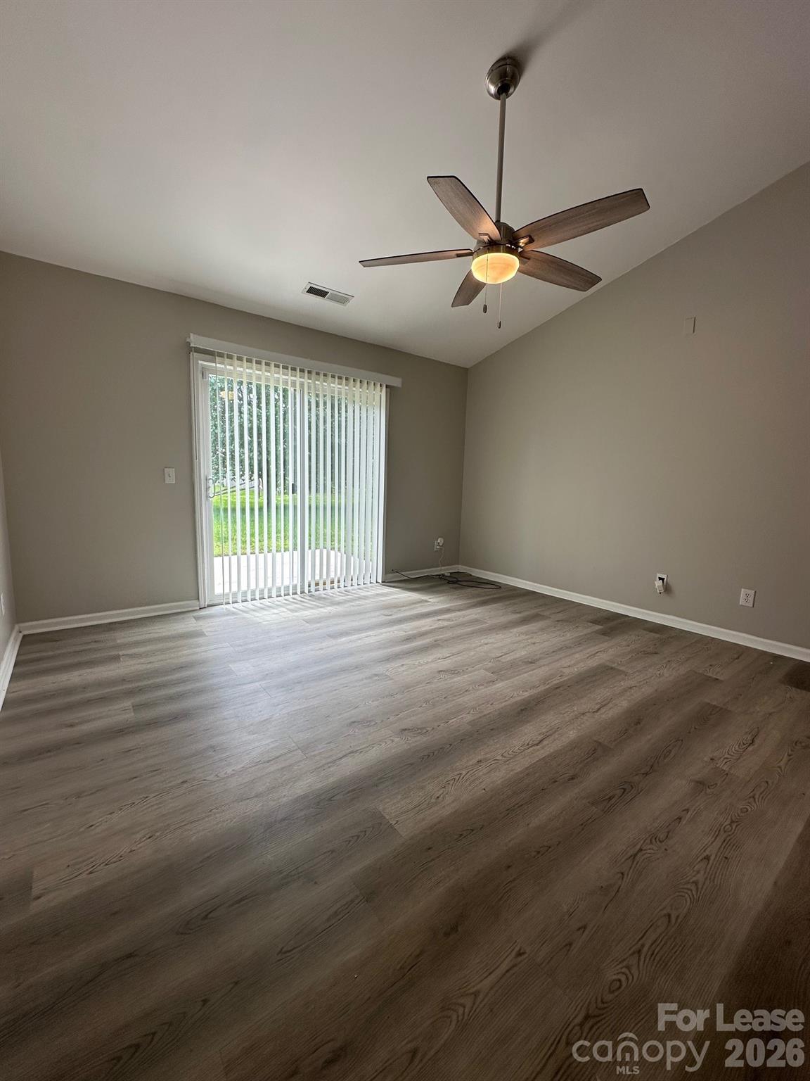 14108 Riding Hill Avenue Property Photo 2