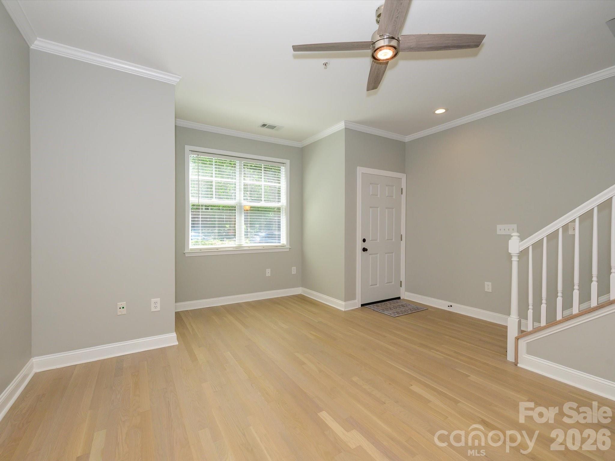 222 S Torrence Street 50 Property Photo 4