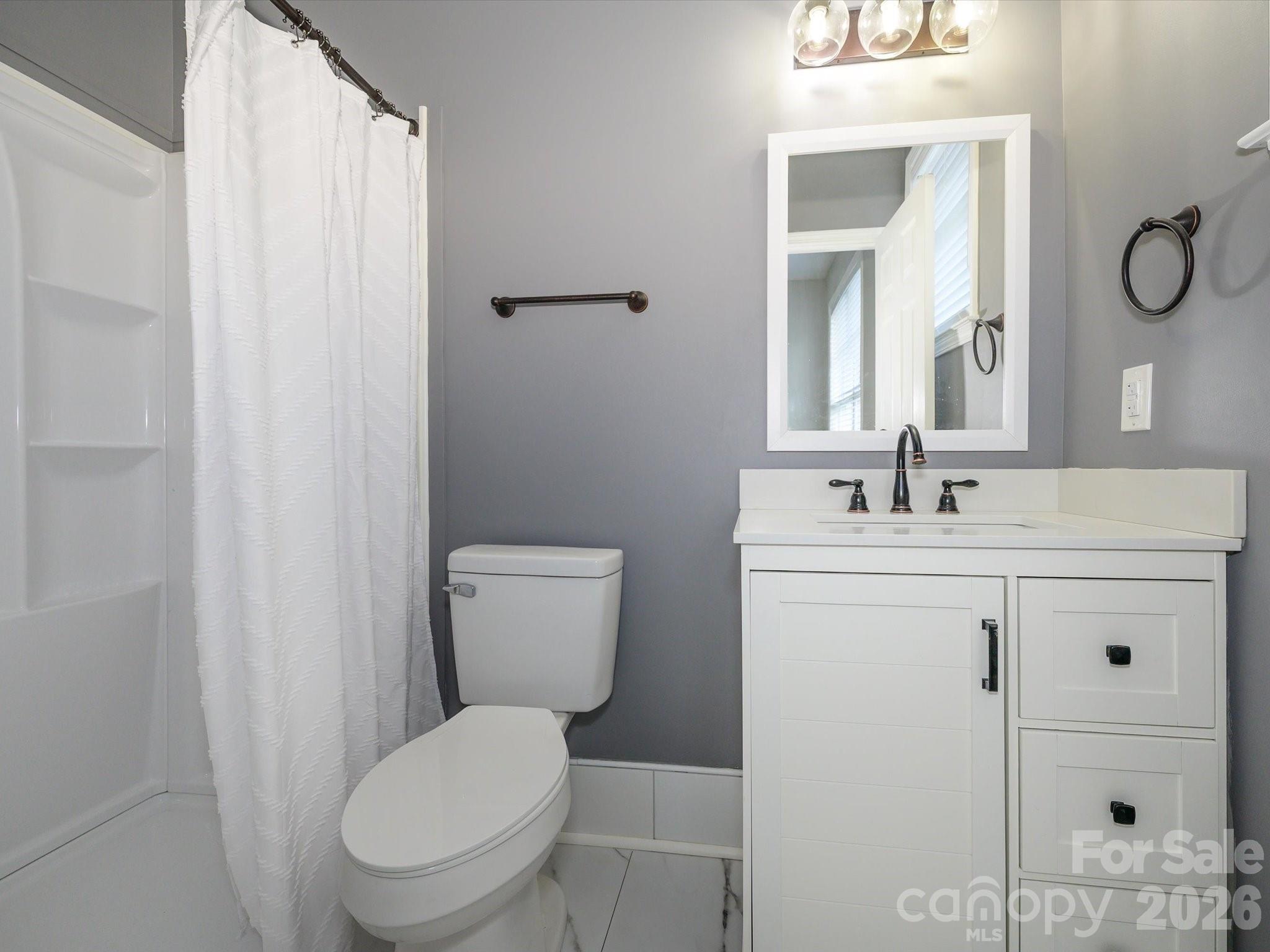 222 S Torrence Street 50 Property Photo 25