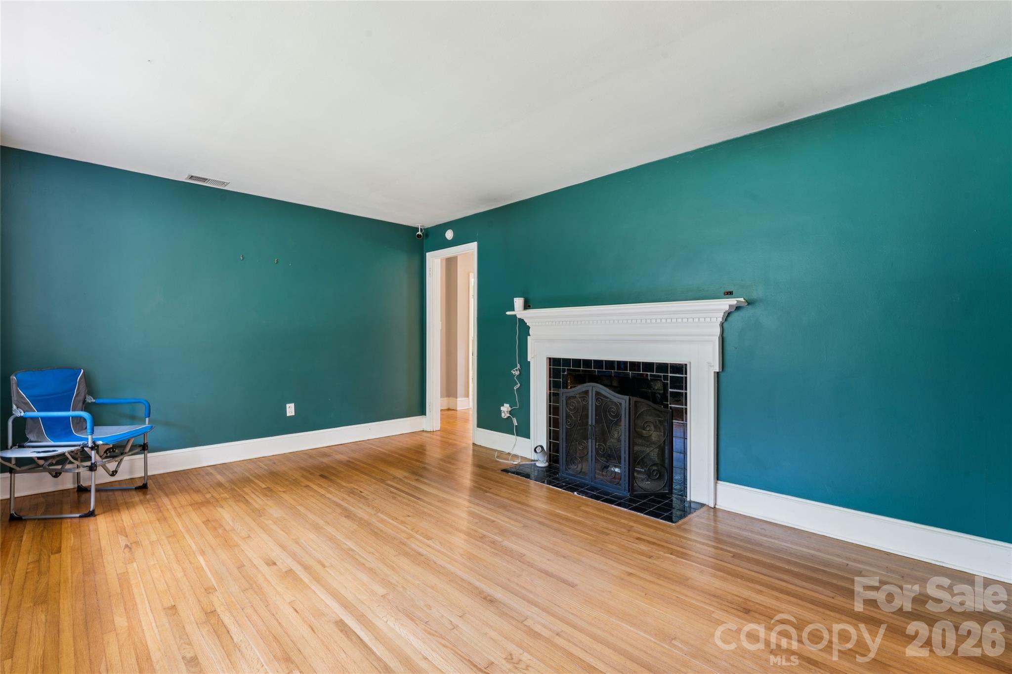 2305 Williams Road Property Photo 4