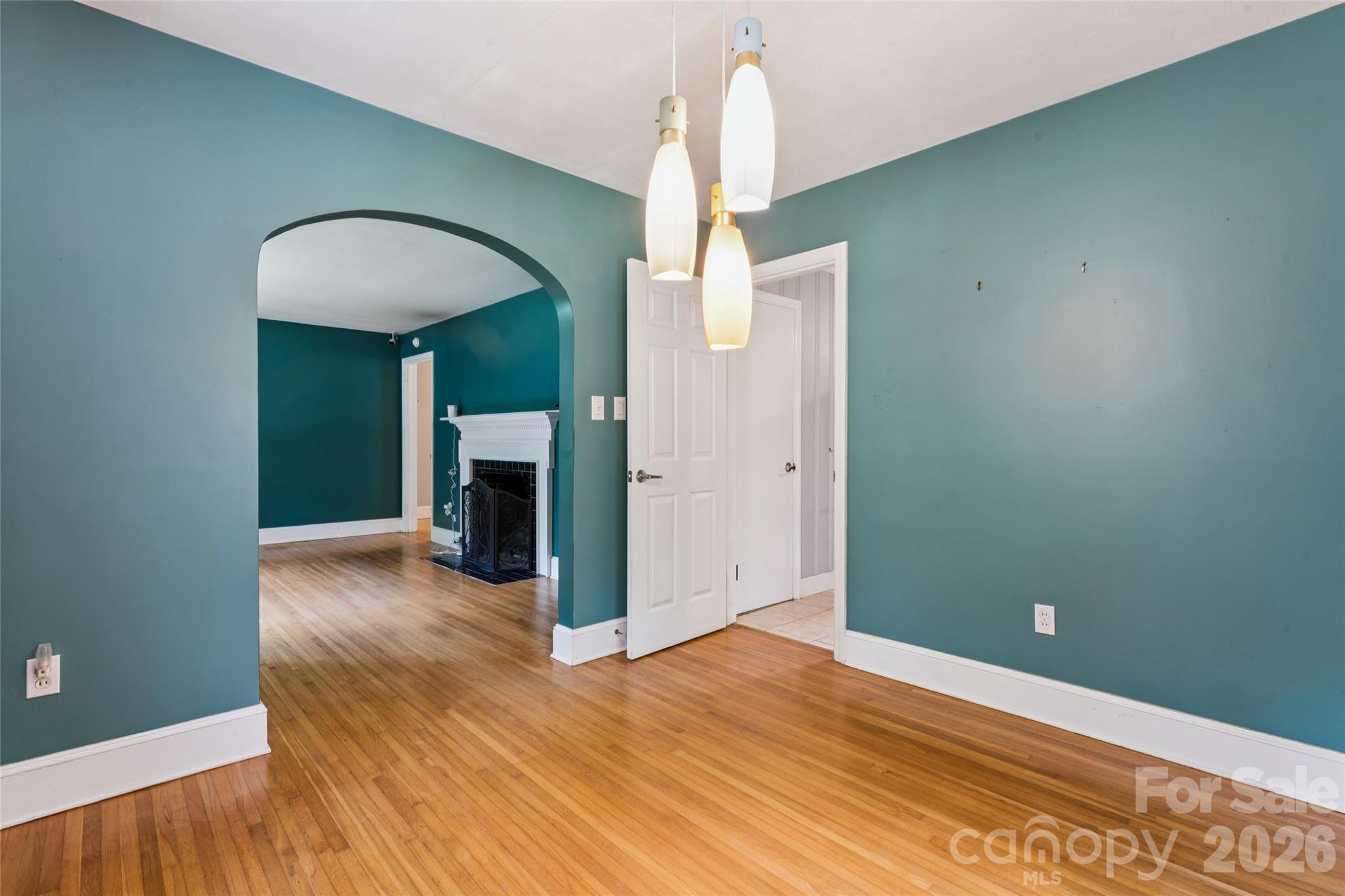 2305 Williams Road Property Photo 8