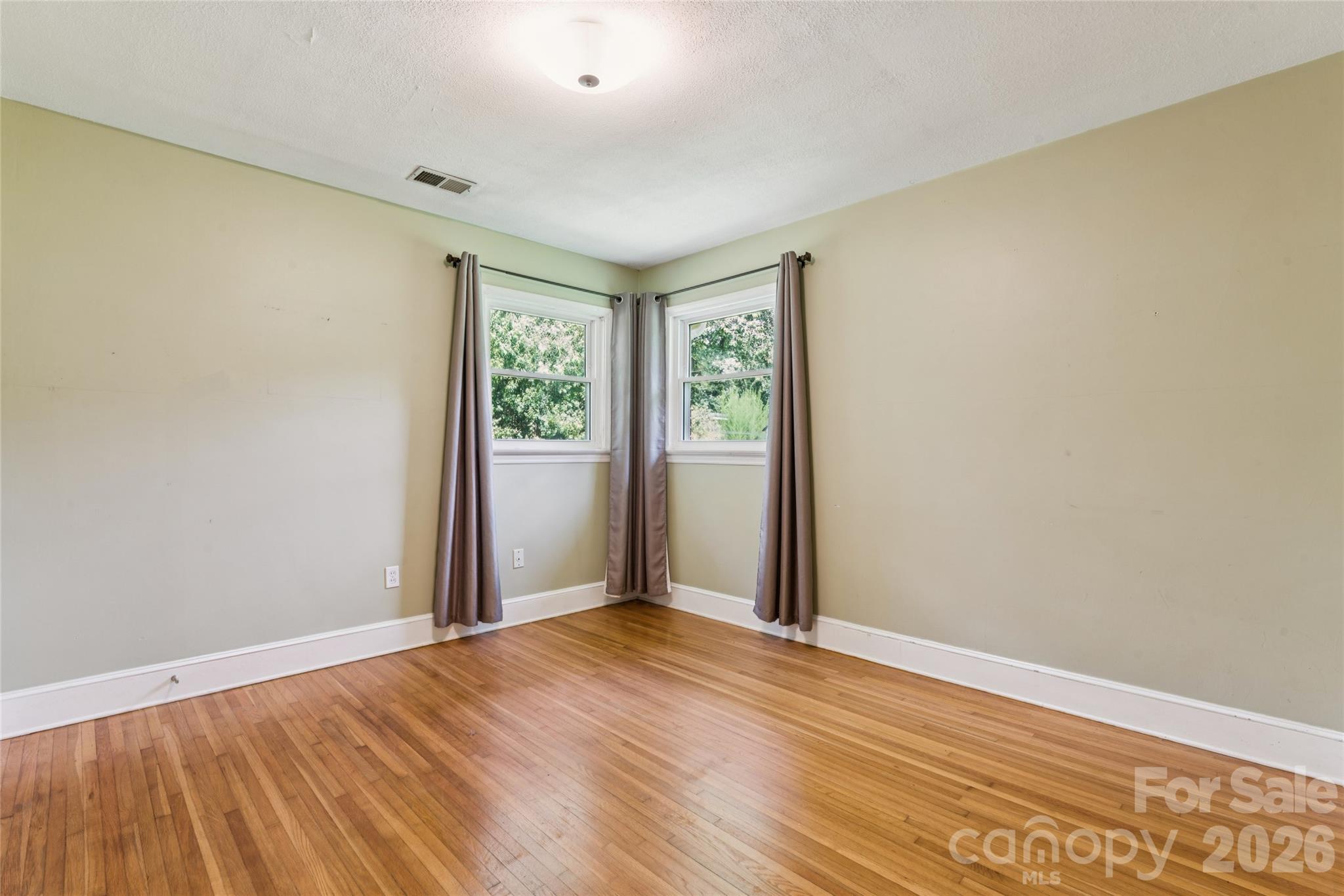 2305 Williams Road Property Photo 17