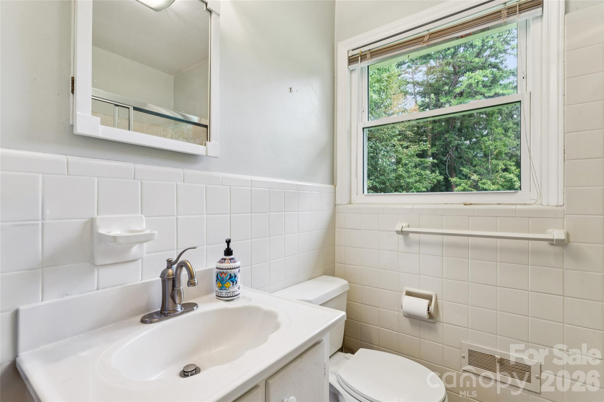 2305 Williams Road Property Photo 21
