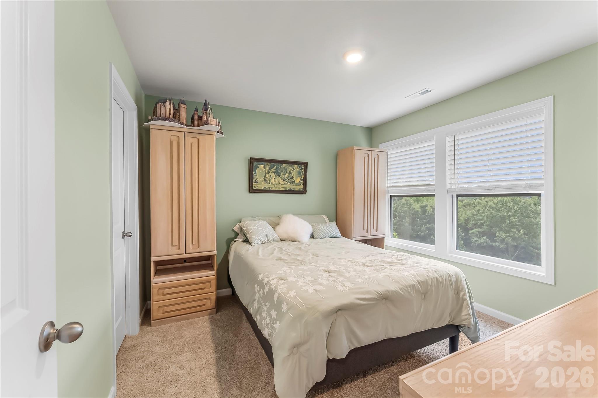 138 Creekview Road Property Photo 7