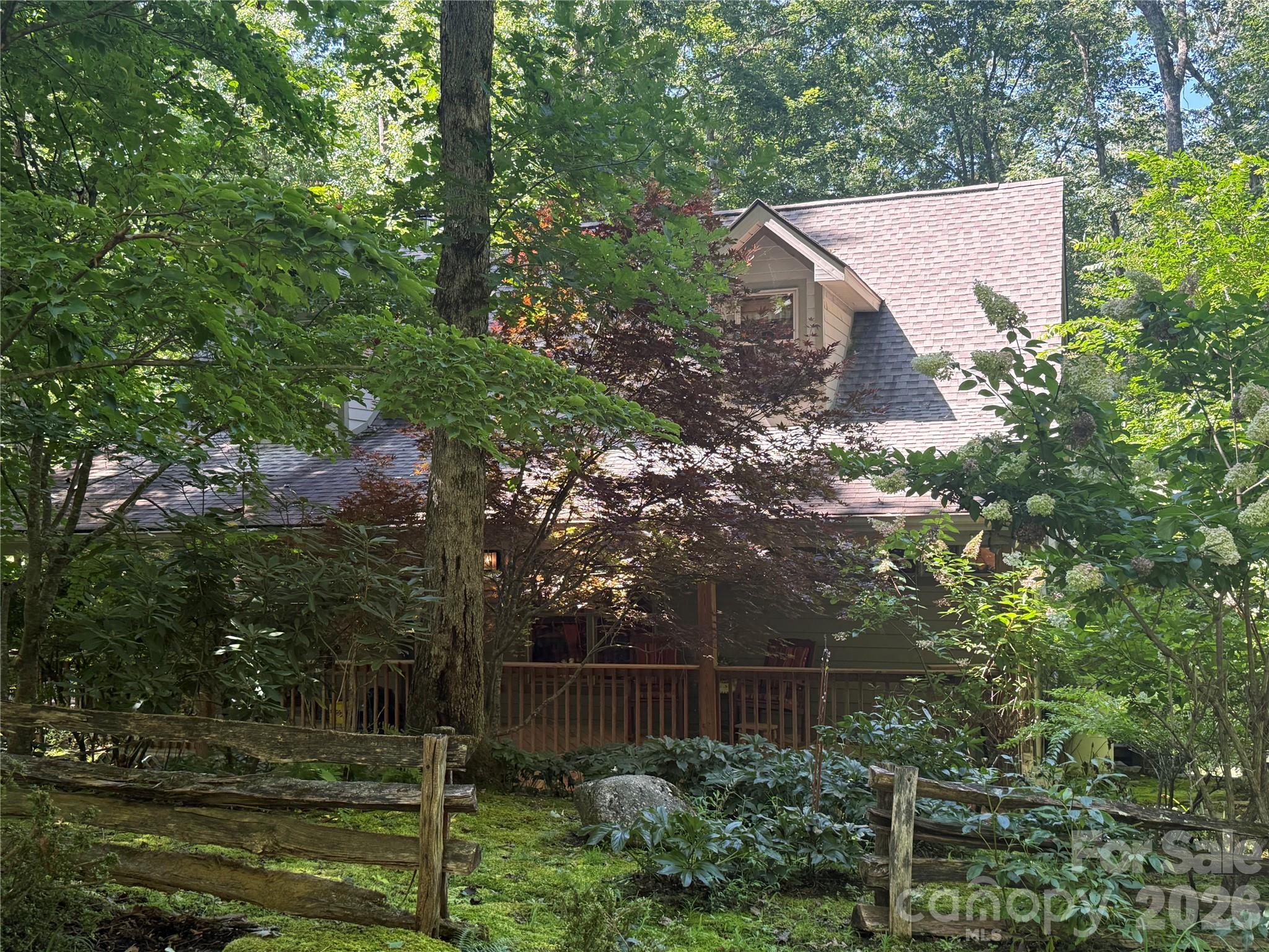 779 Thissa Way Property Photo 1