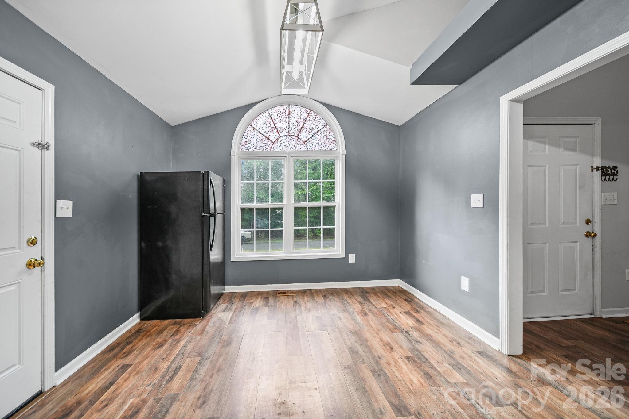 147 Island Terrace Road Property Photo 11