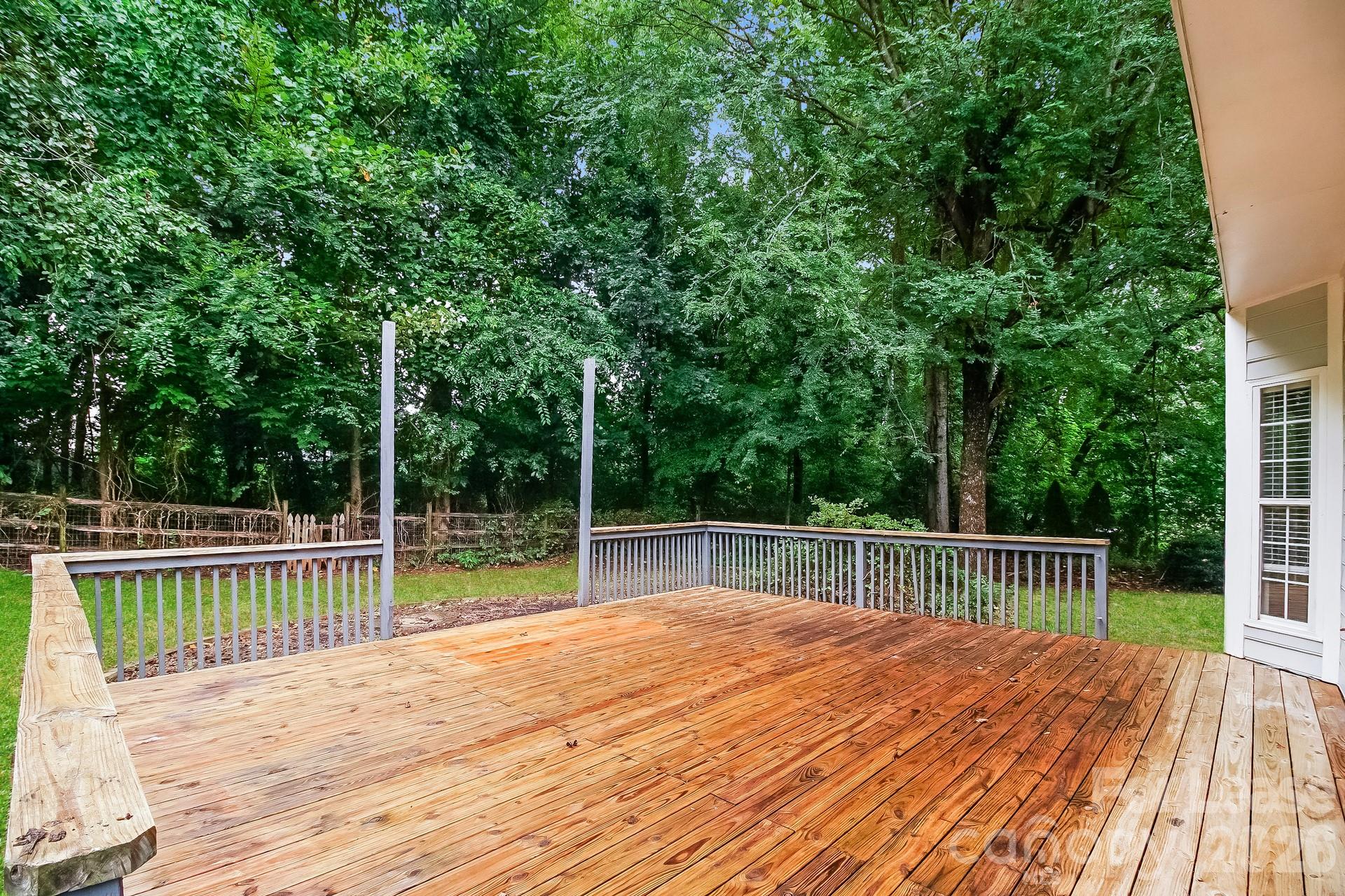 16125 Farmall Drive Property Photo 20