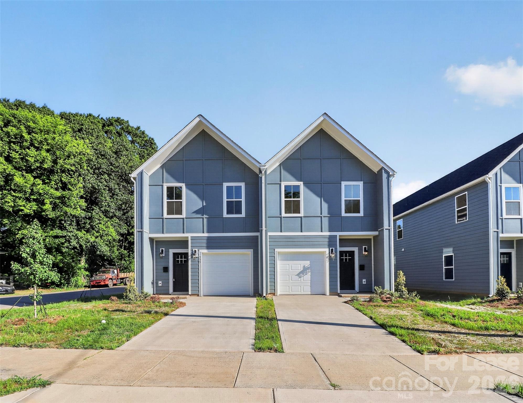 341 N Hoskins Road Property Photo 25