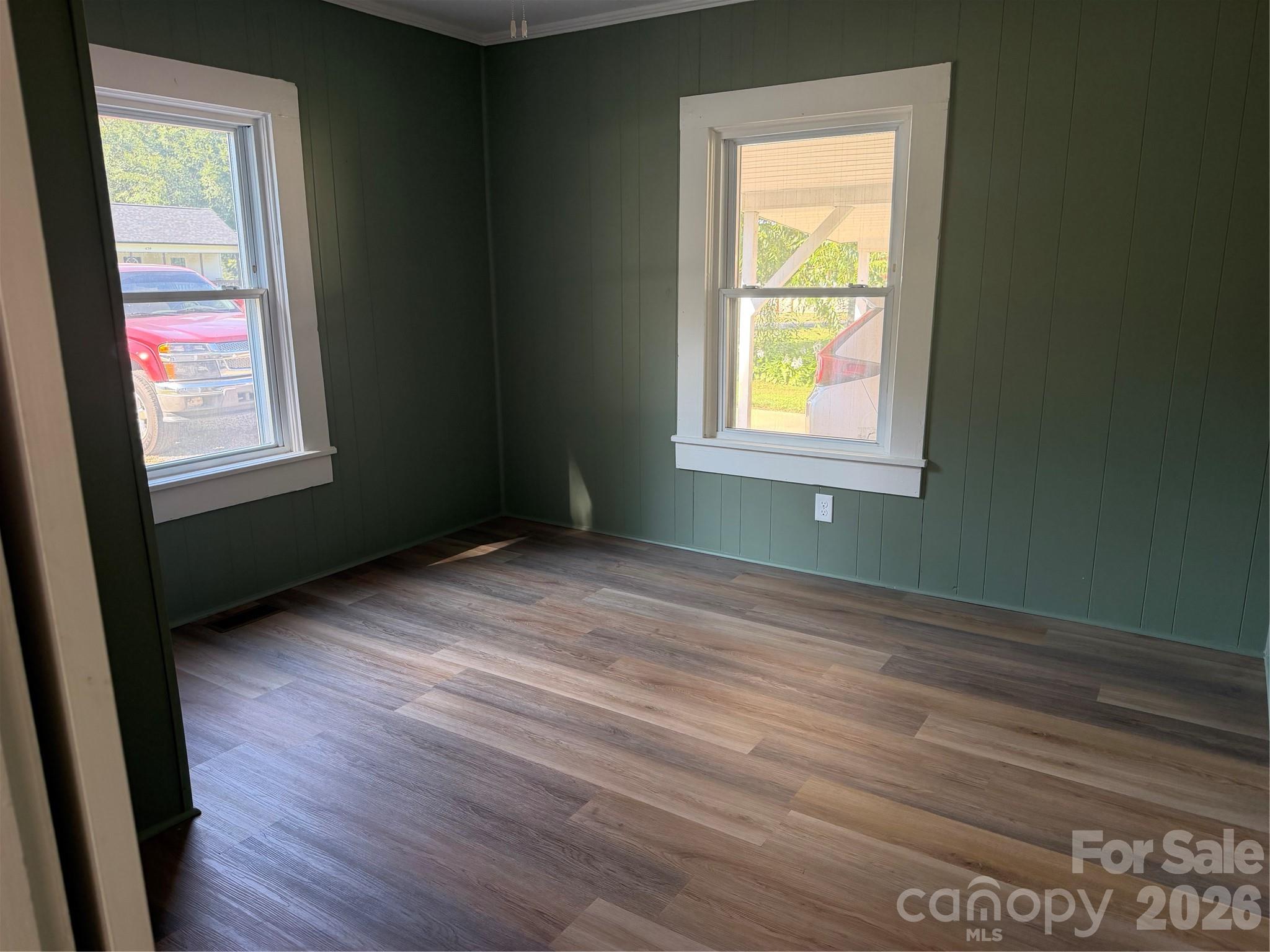 427 W Whitley Street Property Photo 15