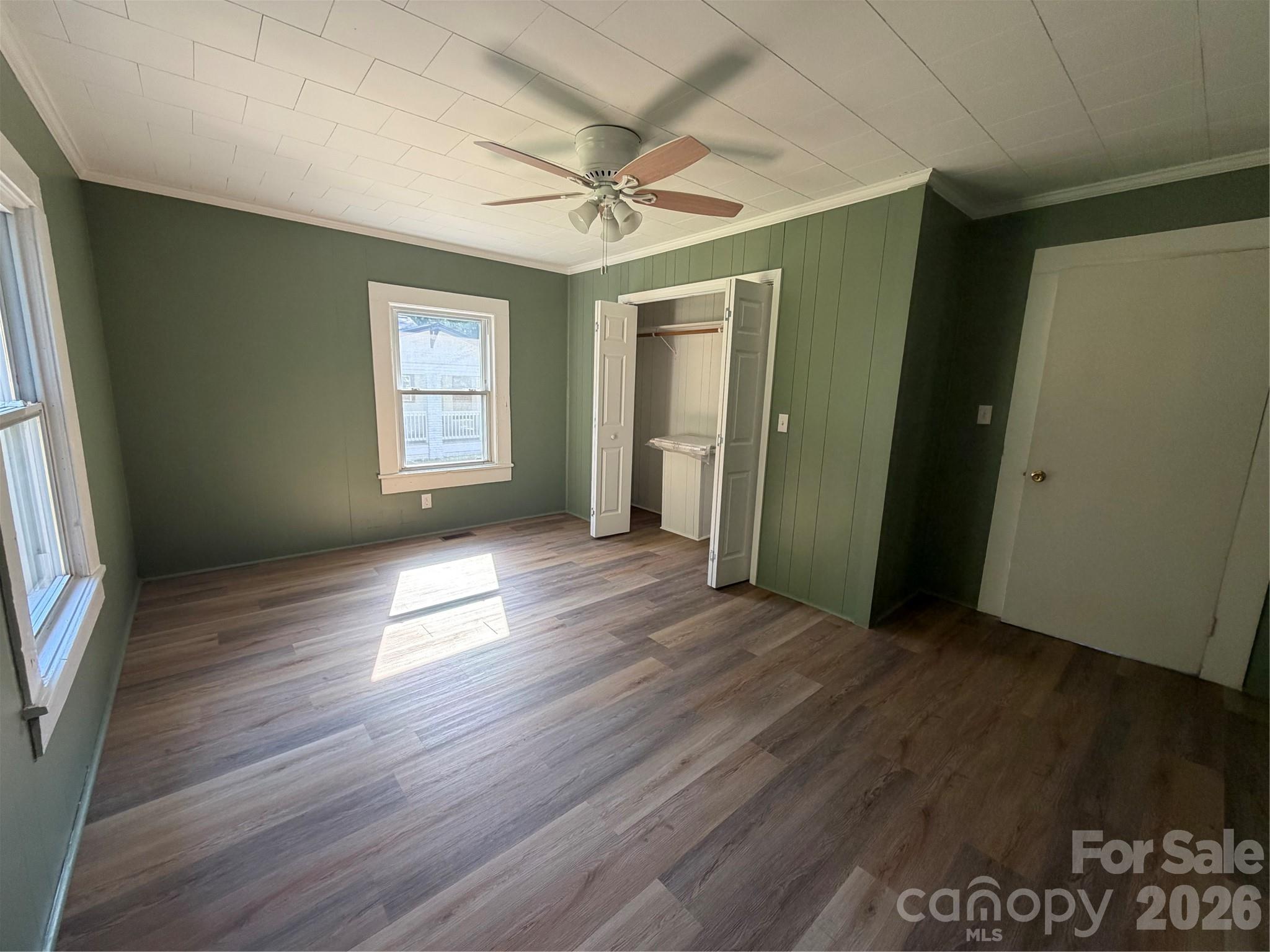 427 W Whitley Street Property Photo 18