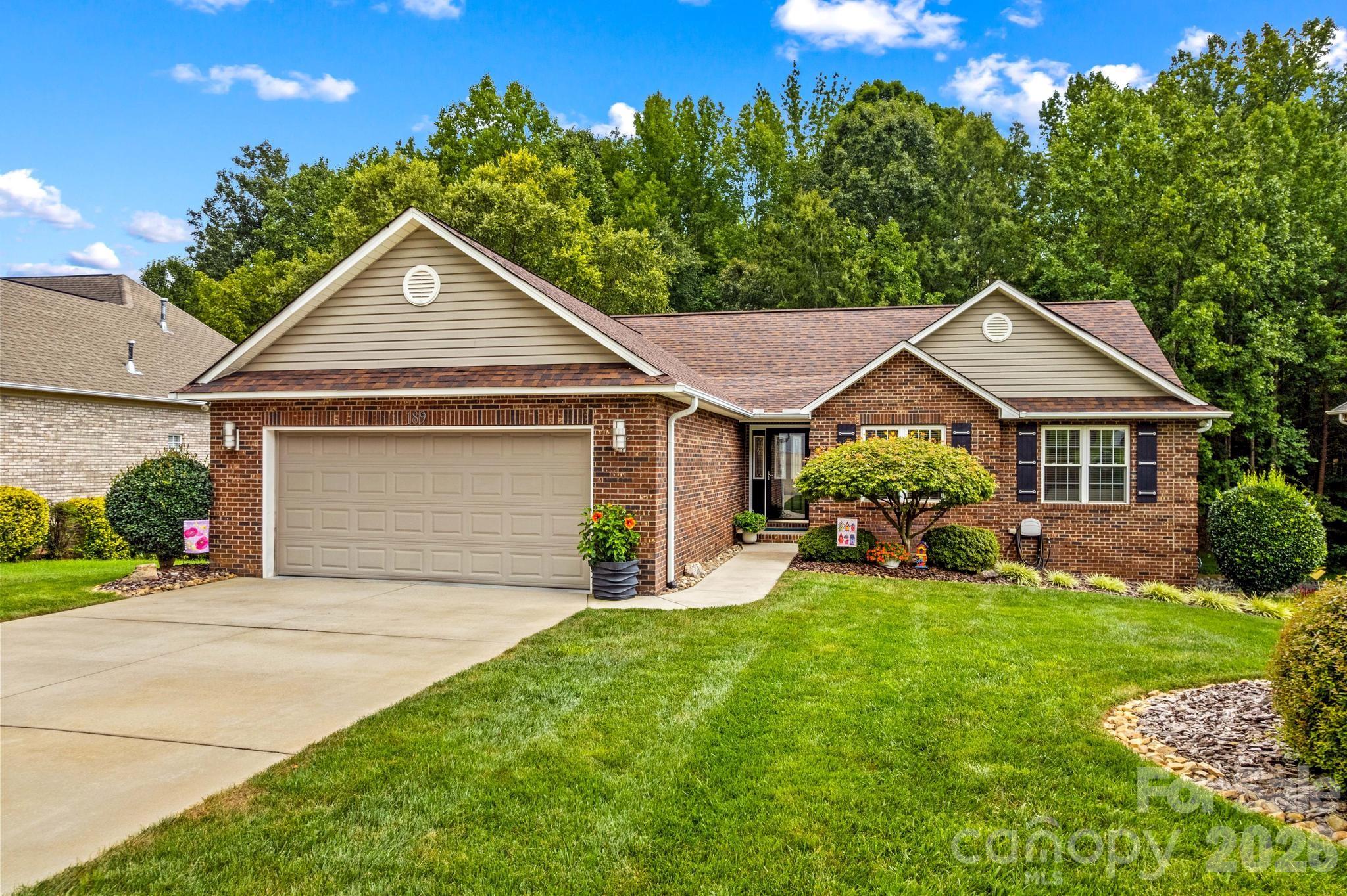 189 River Birch Circle Property Photo 1