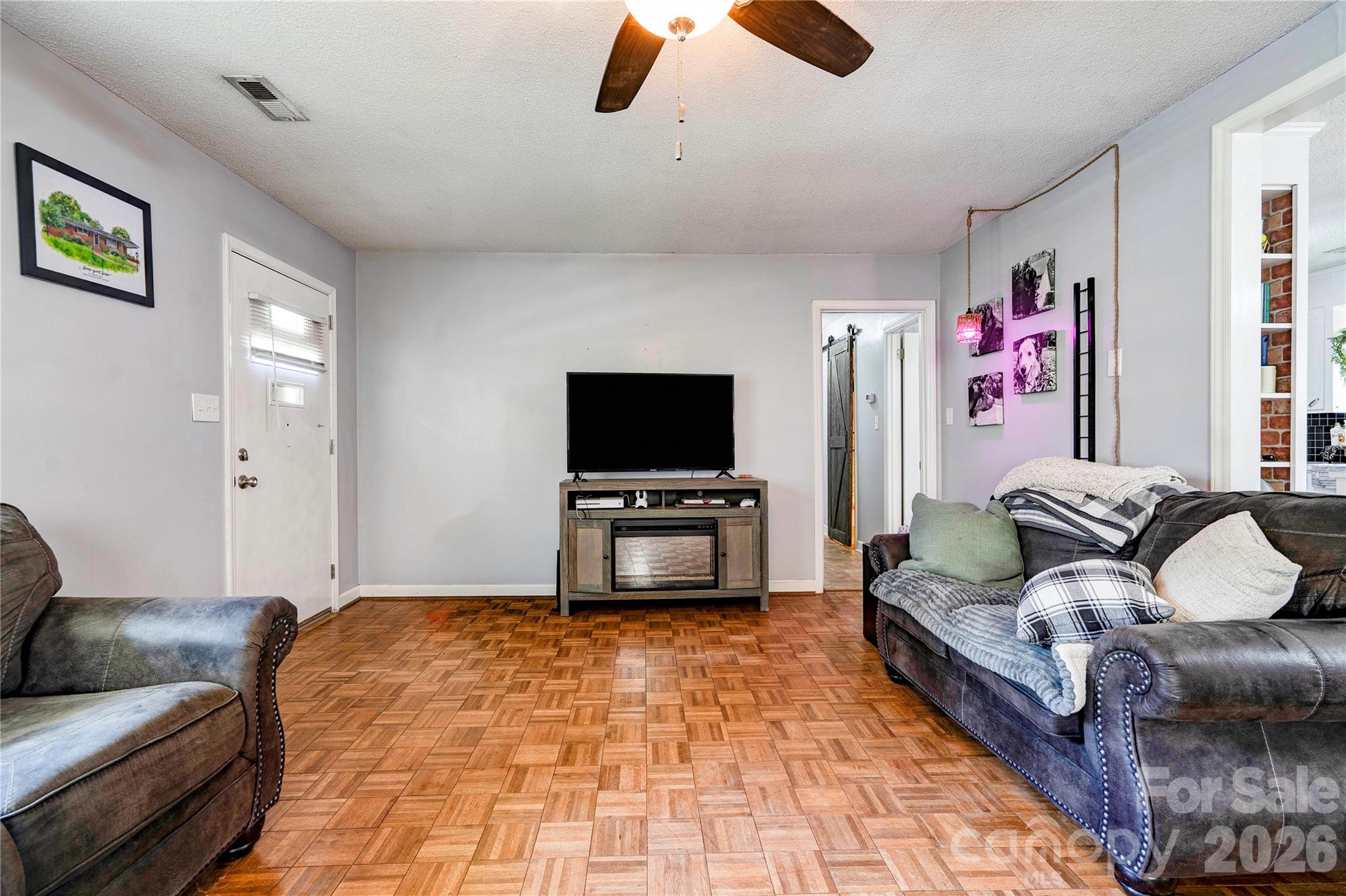 404 Pineview Drive Property Photo 13